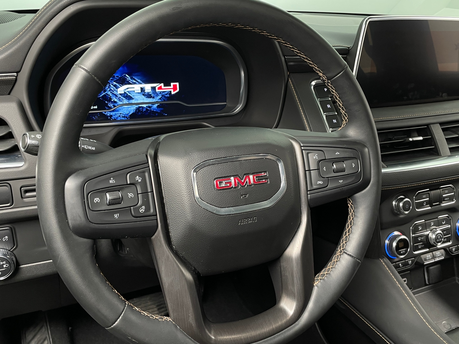 Thumbnail: 2023 GMC Yukon - 5