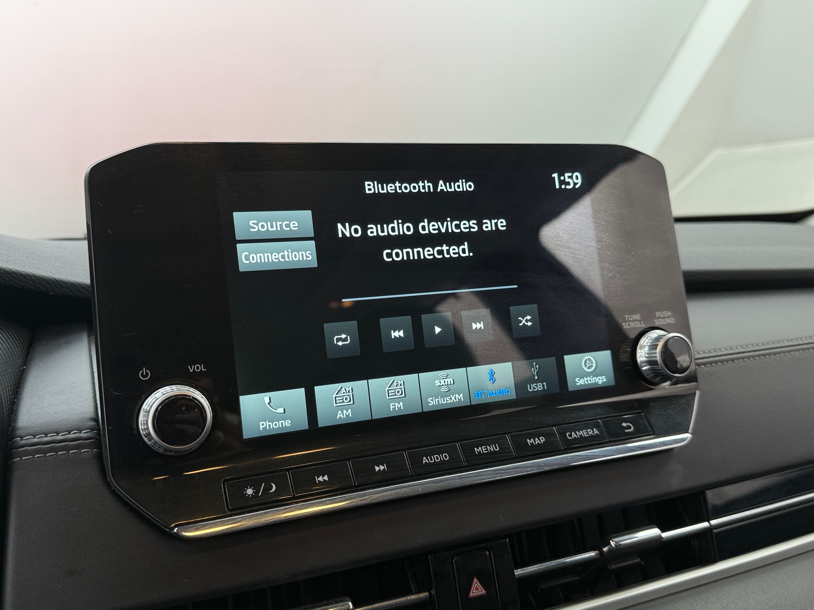 Thumbnail: 2023 Mitsubishi Outlander - 3