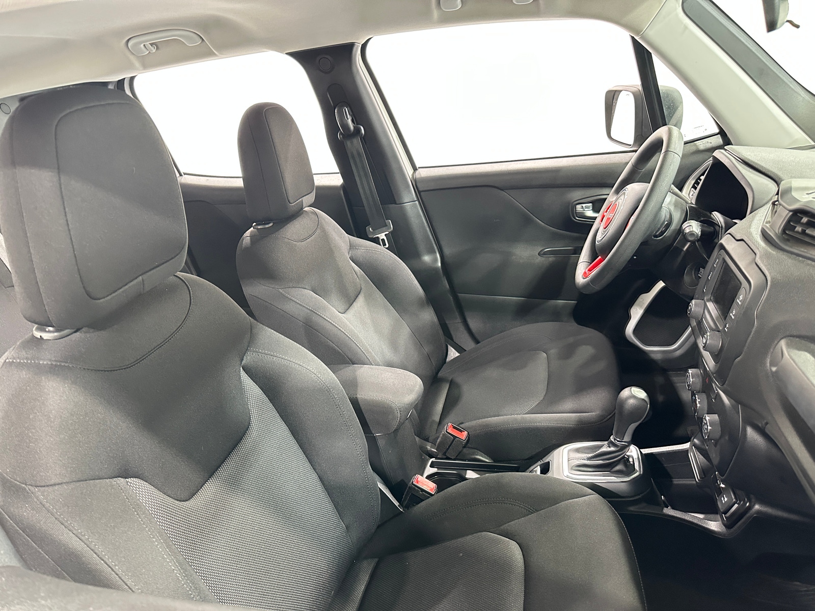 Thumbnail: 2019 Jeep Renegade - 2