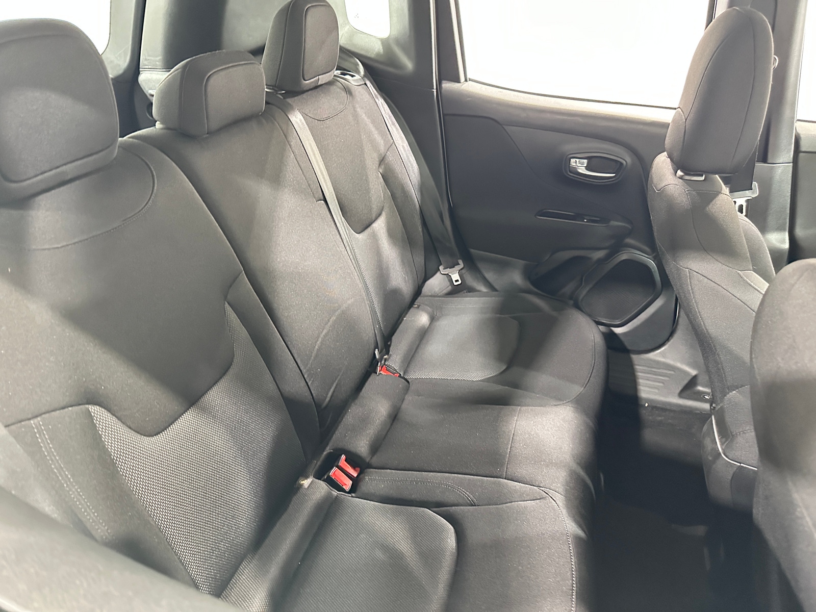 Thumbnail: 2019 Jeep Renegade - 6