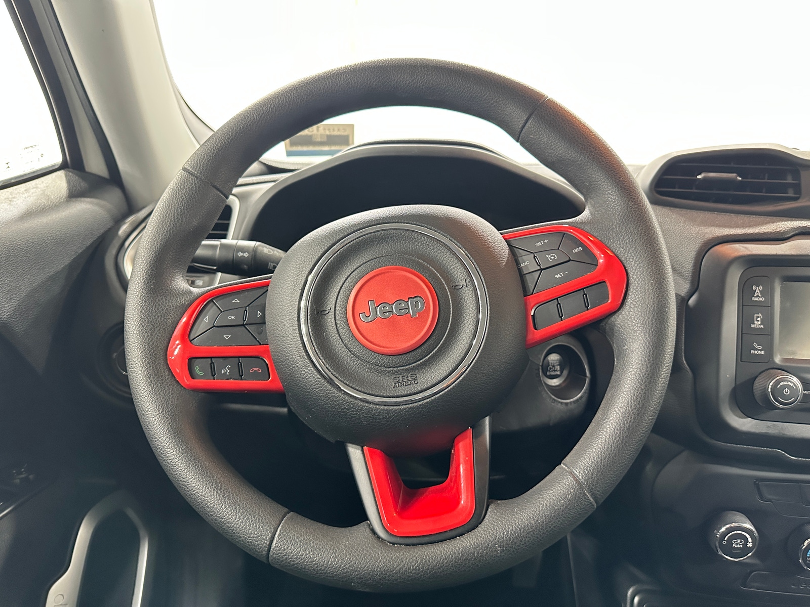 Thumbnail: 2019 Jeep Renegade - 5