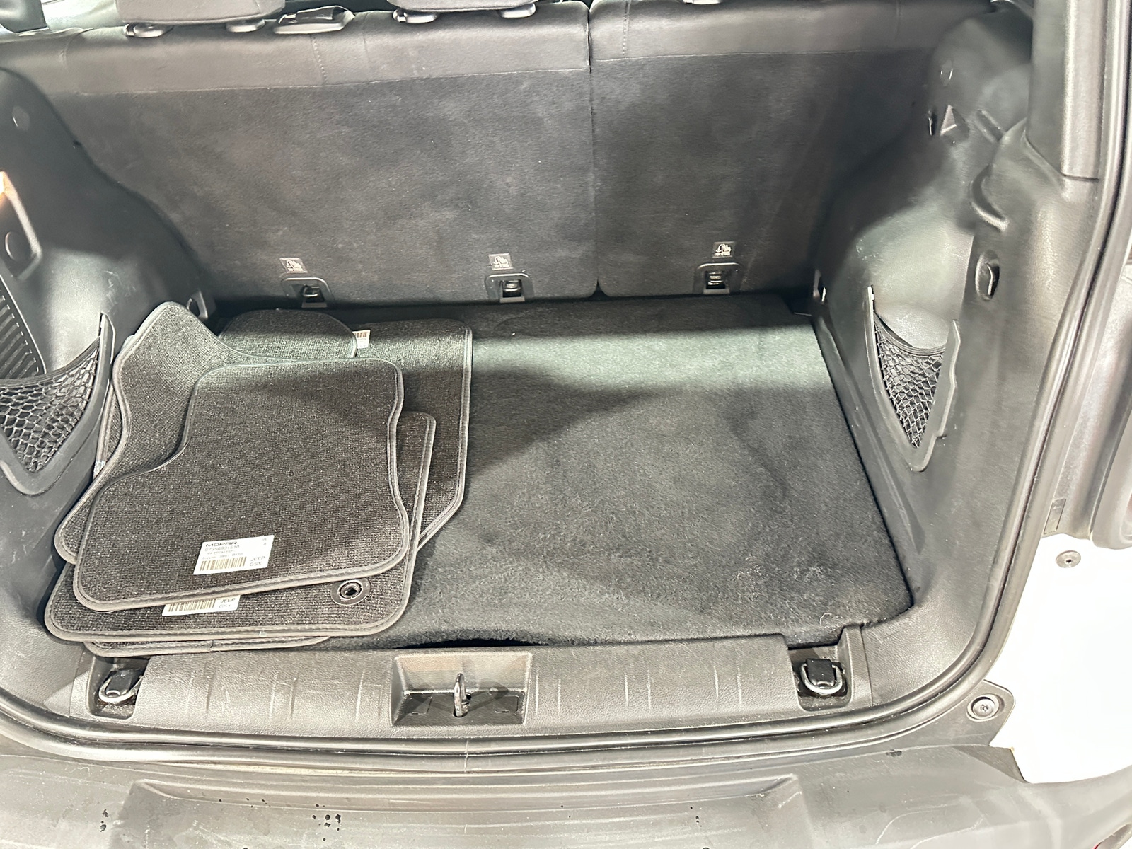 Thumbnail: 2019 Jeep Renegade - 7