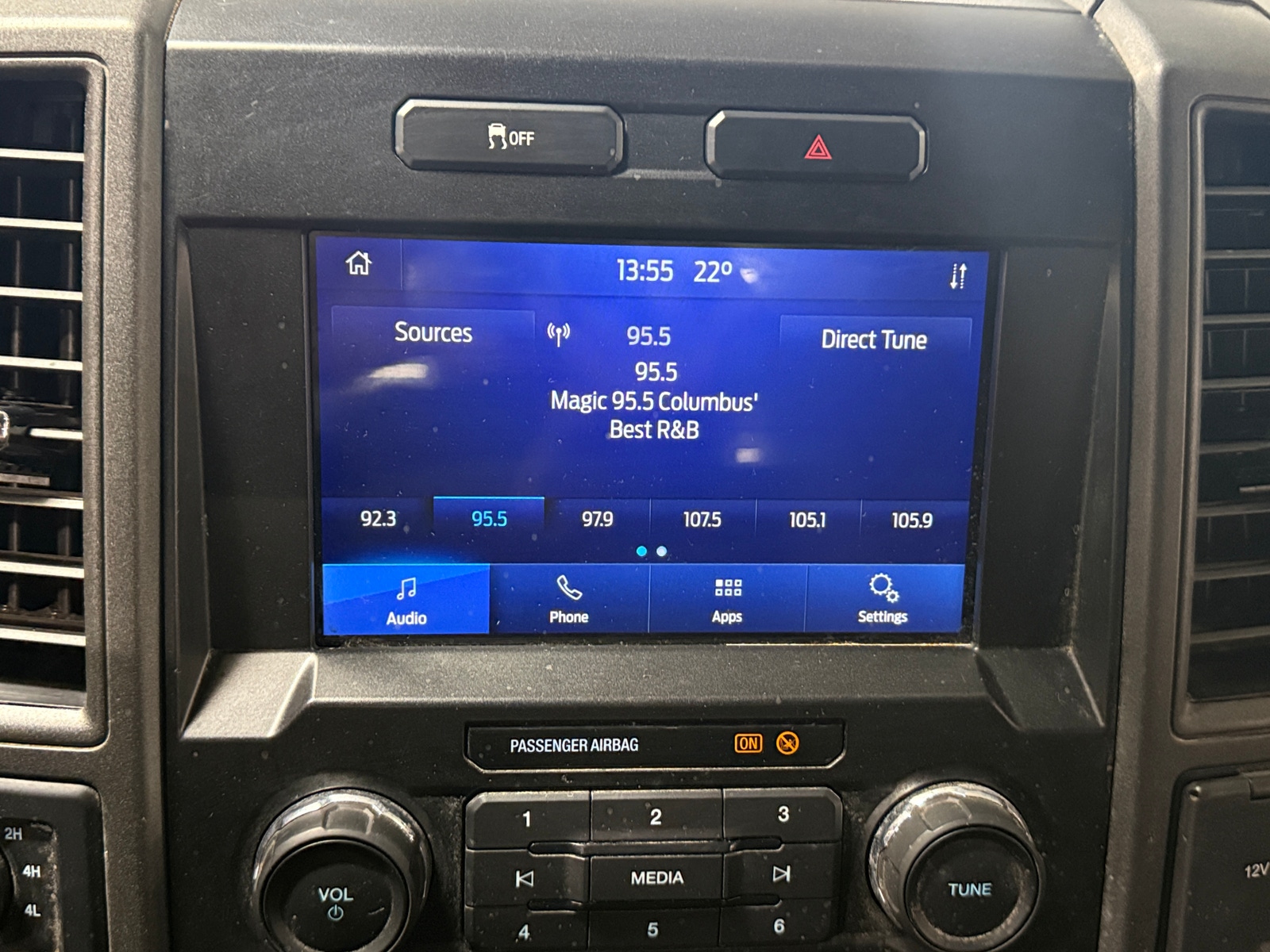 Thumbnail: 2020 Ford Econoline - 4