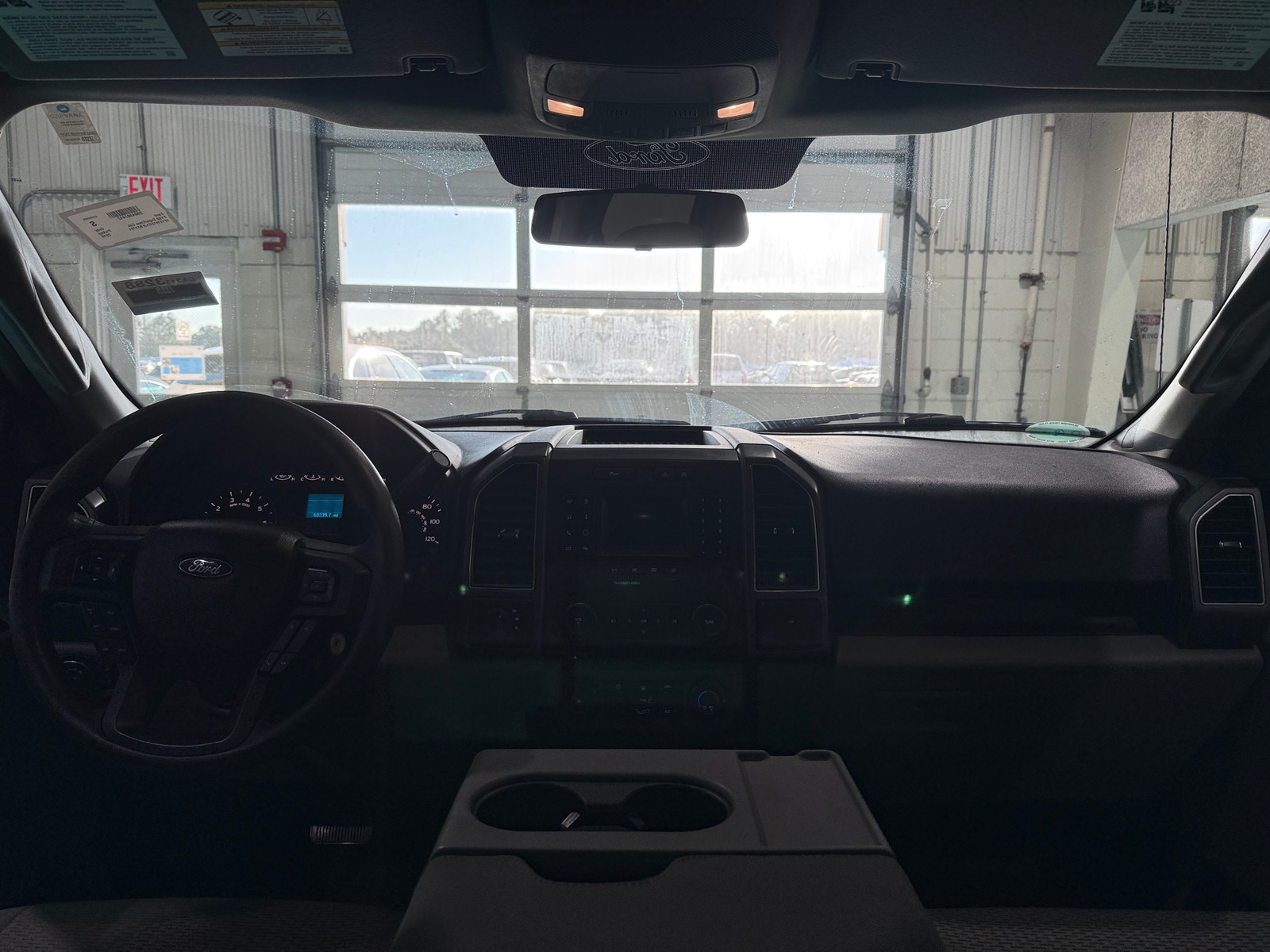 Thumbnail: 2018 Ford Econoline - 3