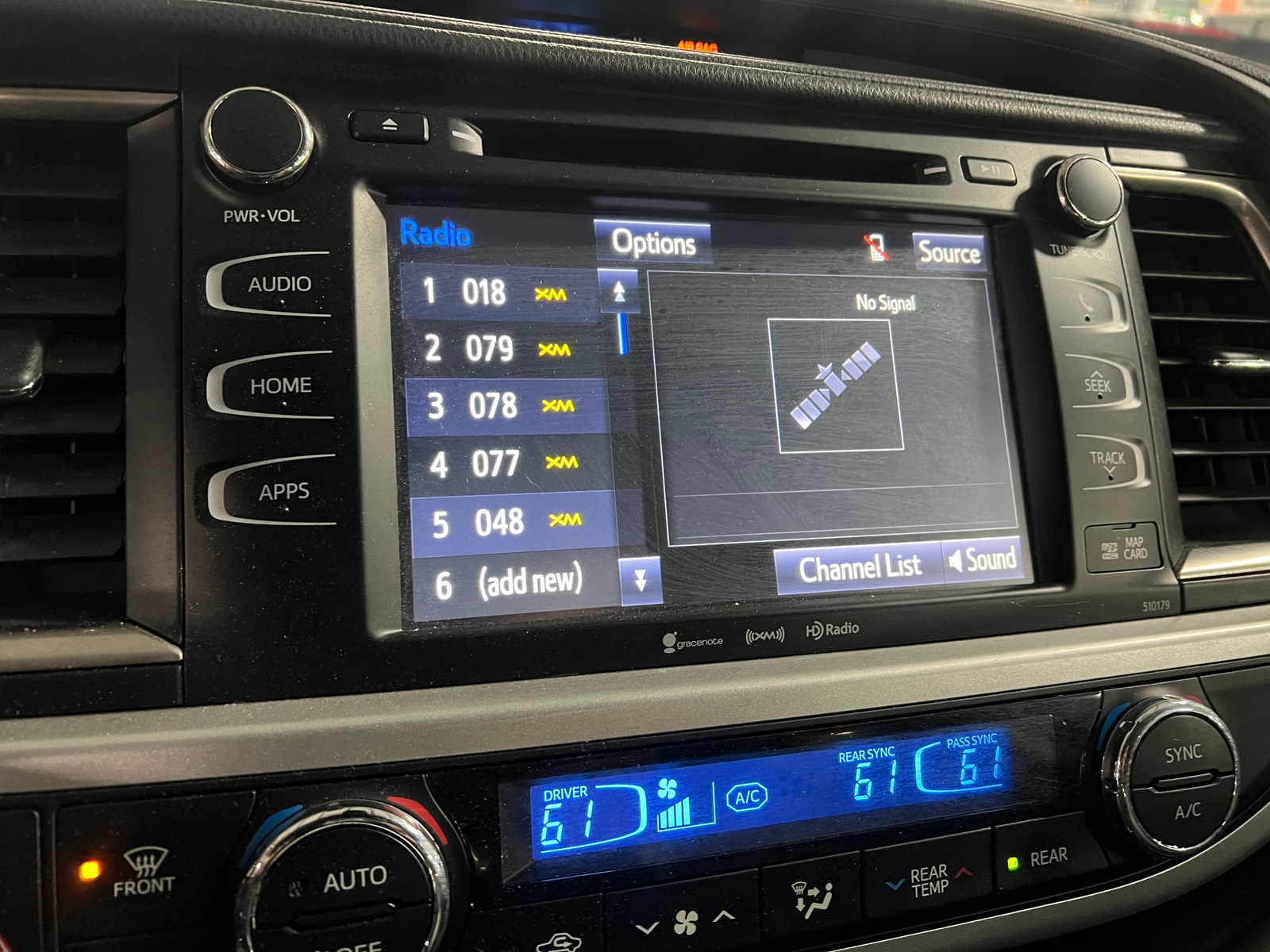 Thumbnail: 2018 Toyota Highlander - 3