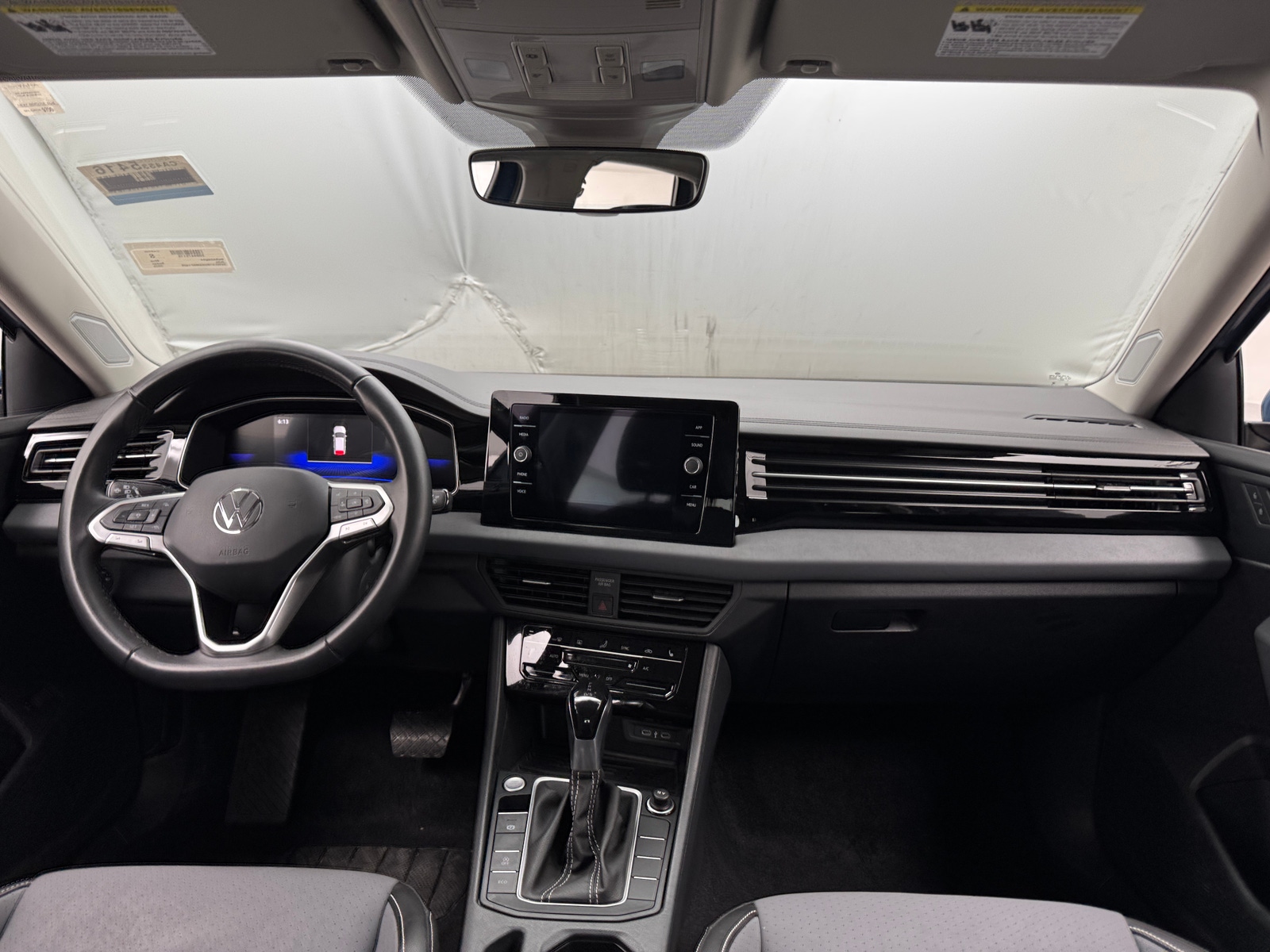 Thumbnail: 2025 Volkswagen Jetta - 2