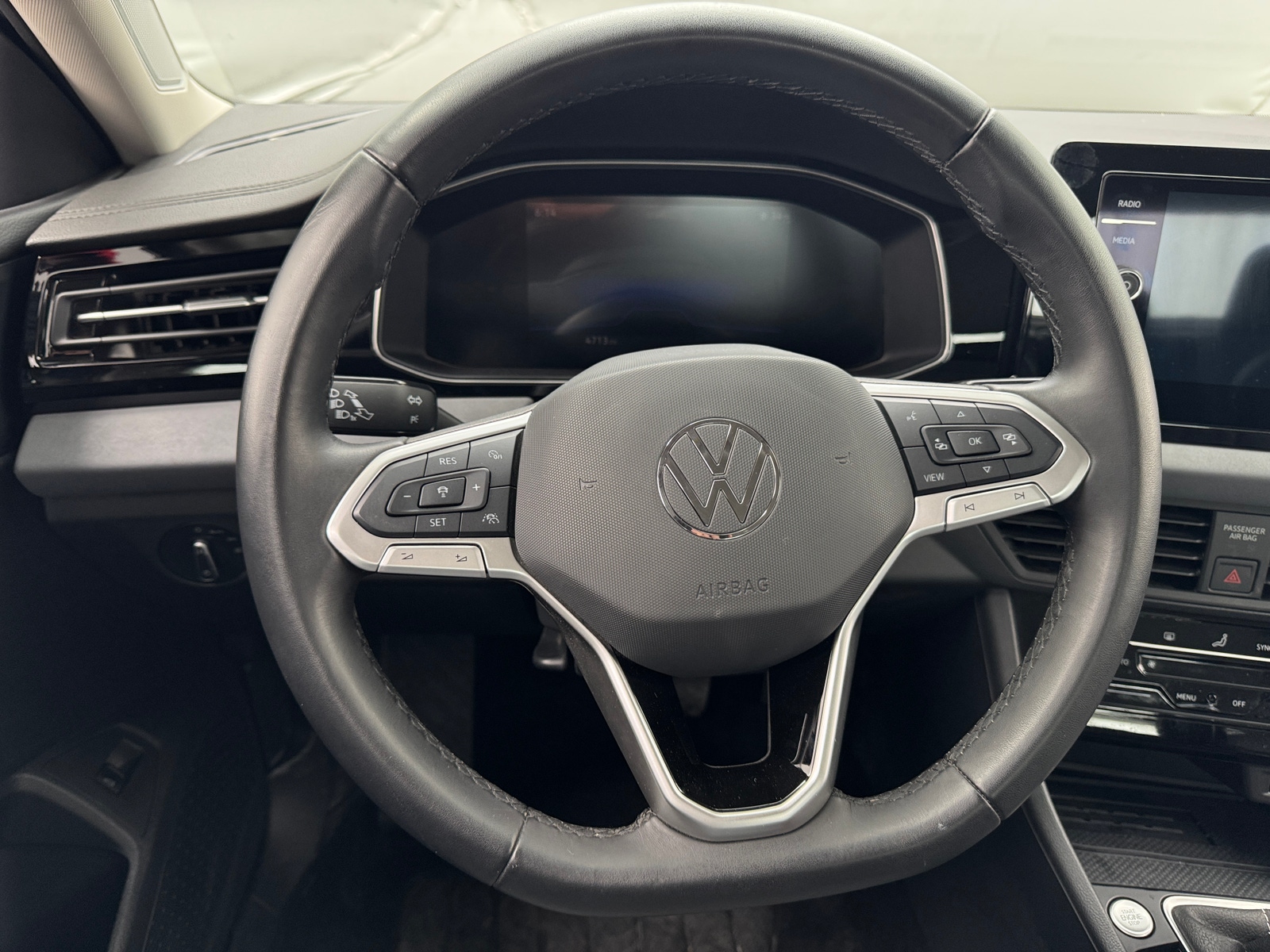 Thumbnail: 2025 Volkswagen Jetta - 4