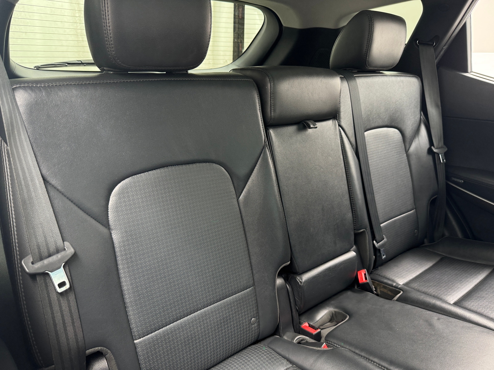 Thumbnail: 2016 Hyundai Santa Fe - 5