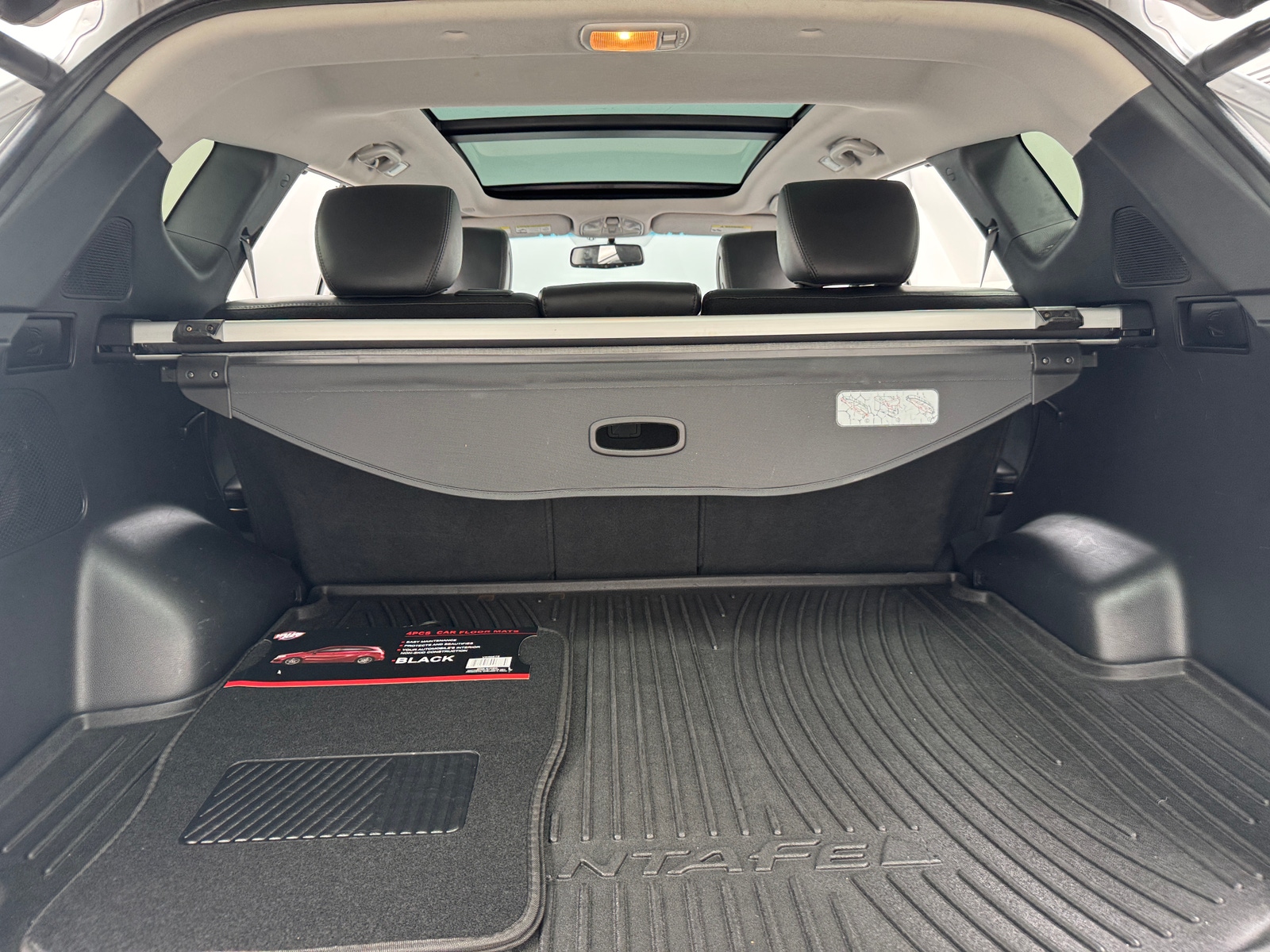 Thumbnail: 2016 Hyundai Santa Fe - 6