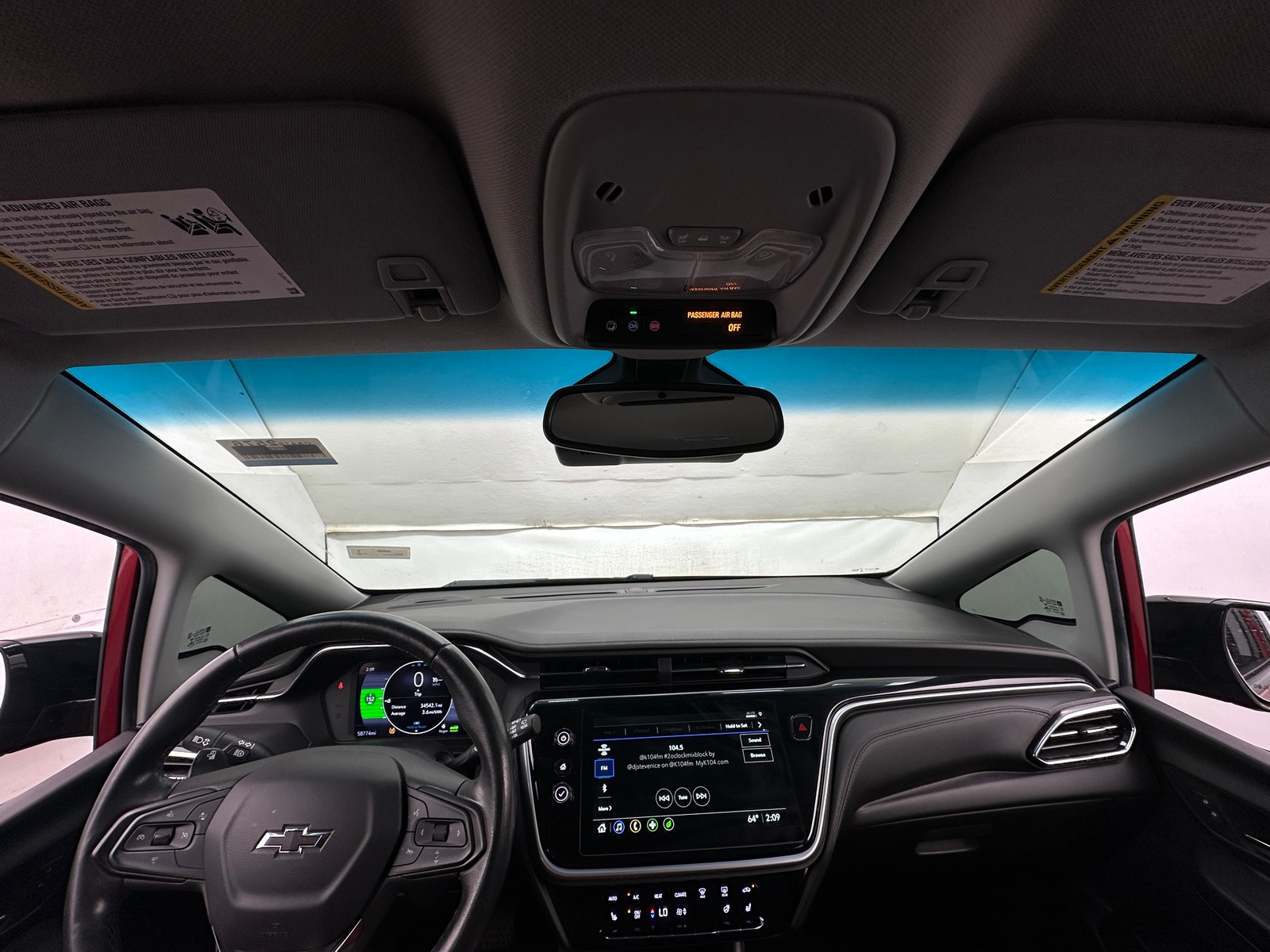 Thumbnail: 2022 Chevrolet Bolt EV - 2