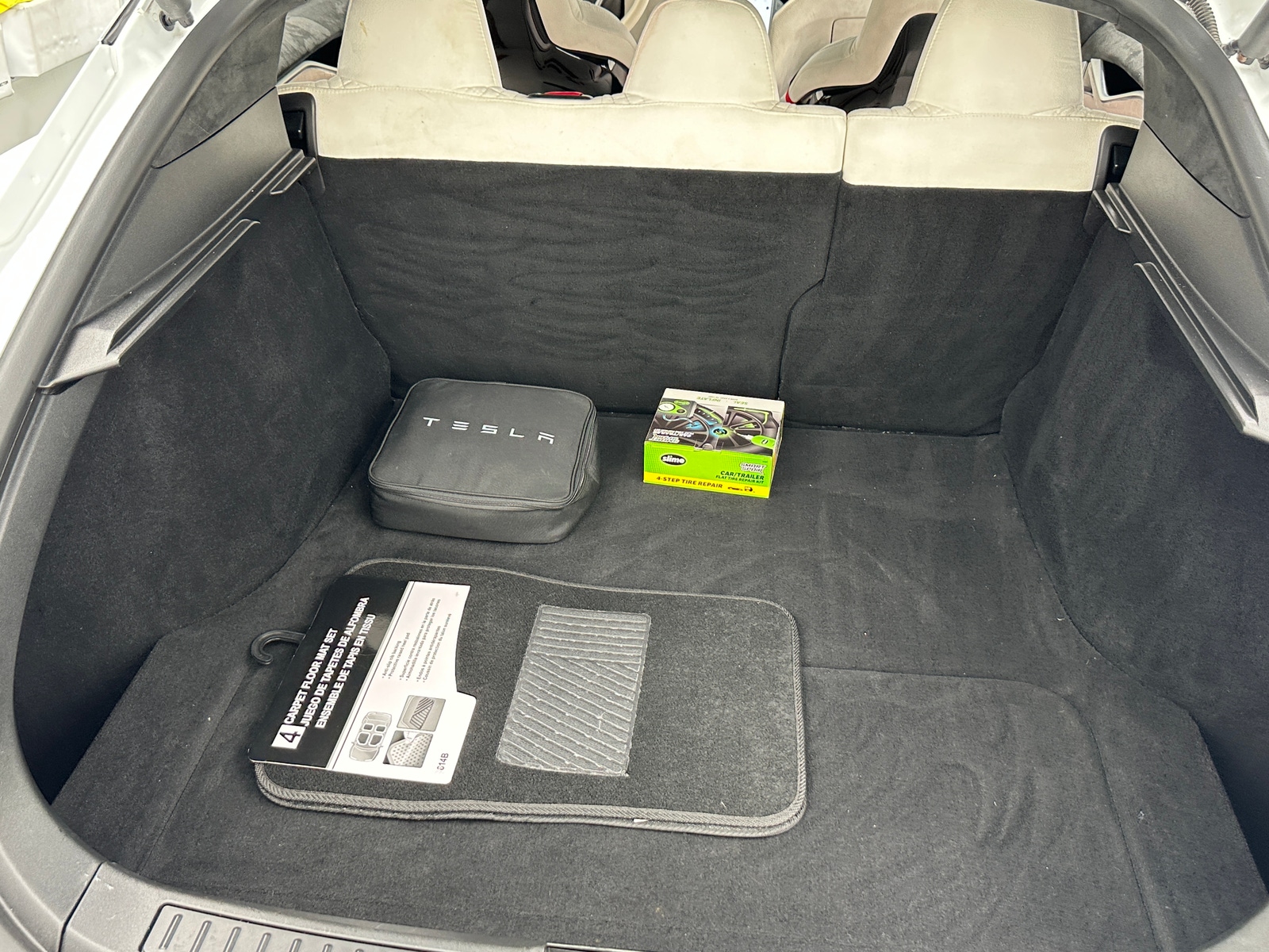 Thumbnail: 2015 Tesla Model S - 6