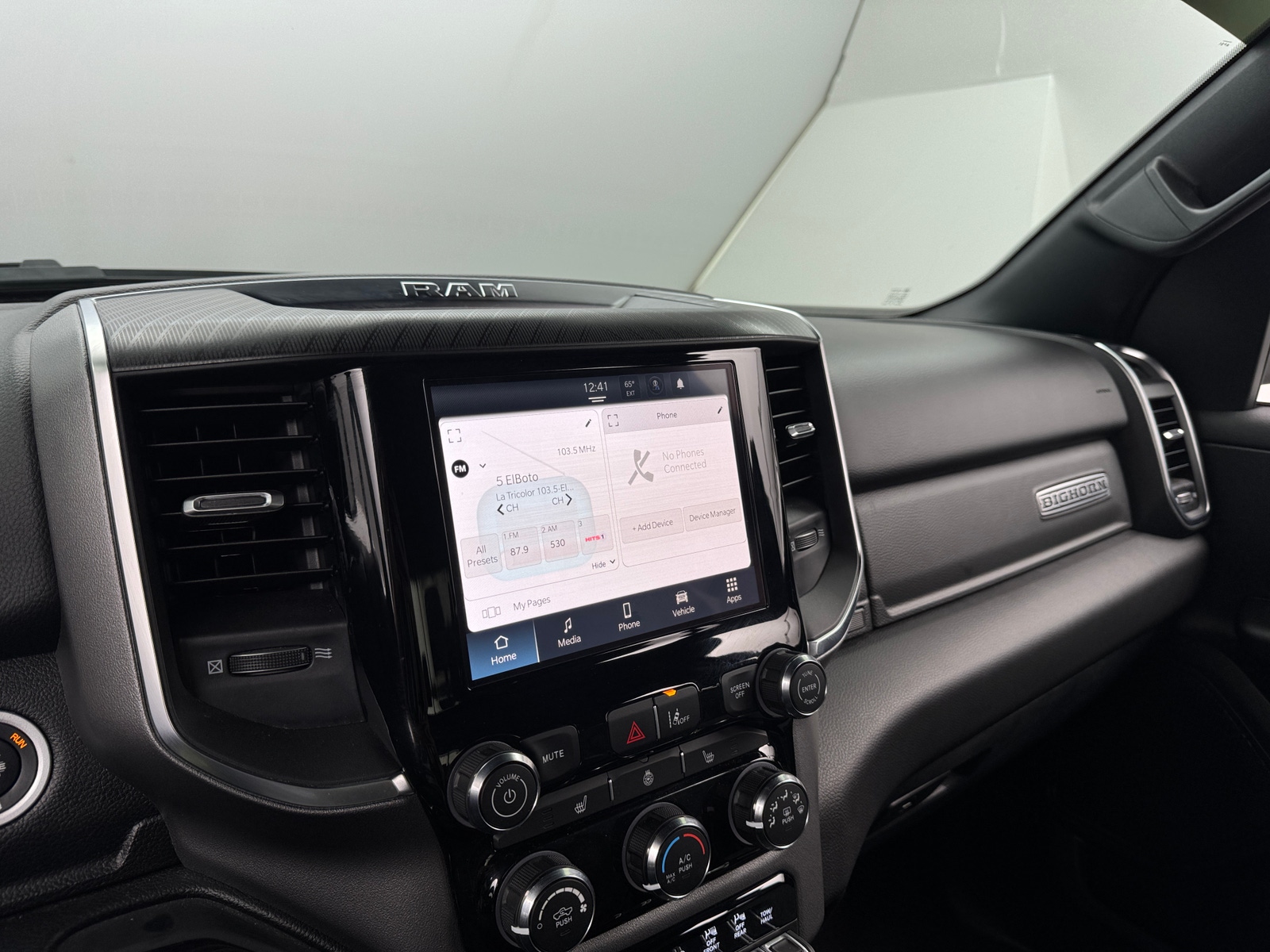 Thumbnail: 2025 RAM 1500 - 4