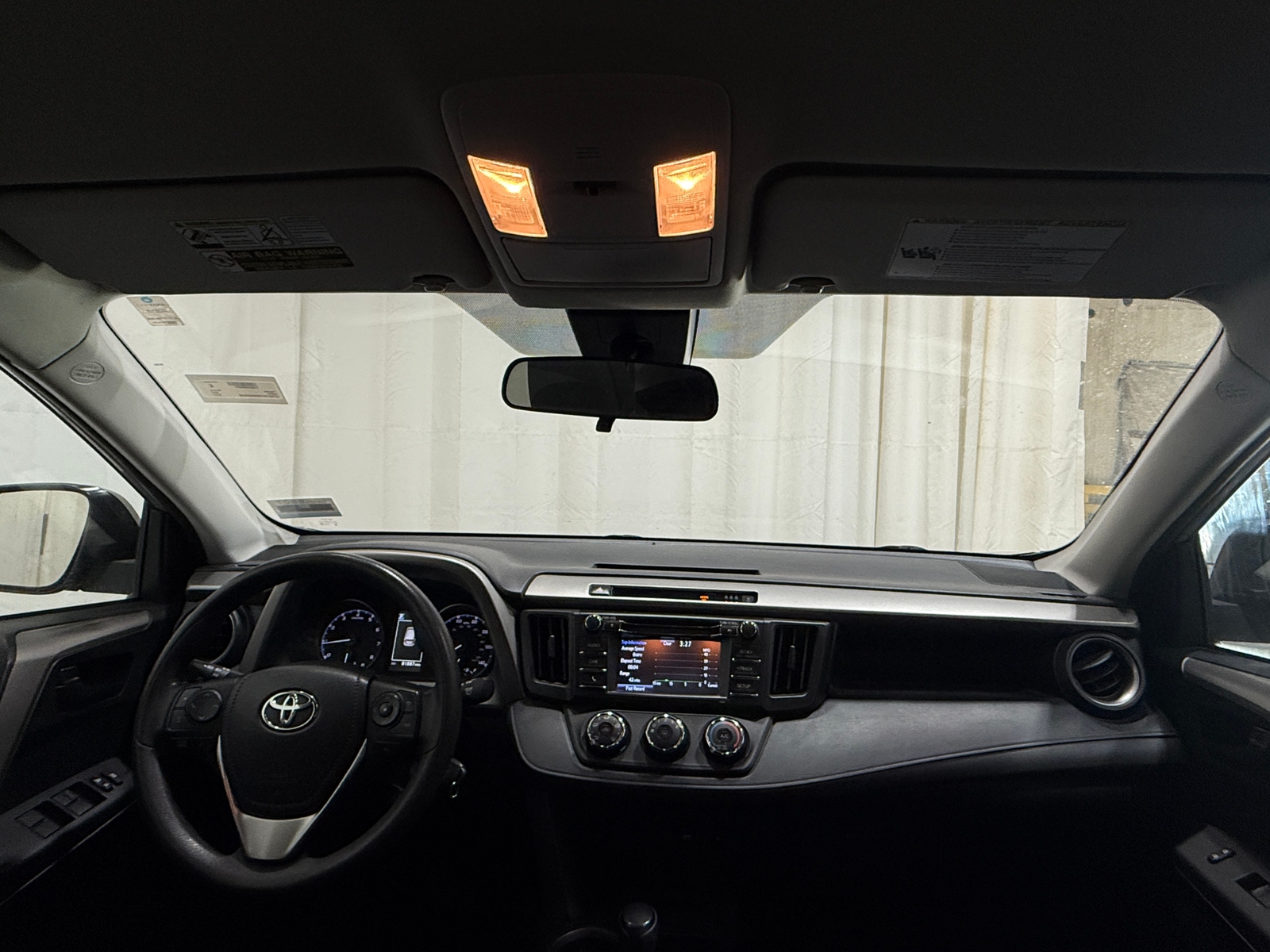 Thumbnail: 2017 Toyota RAV4 - 3