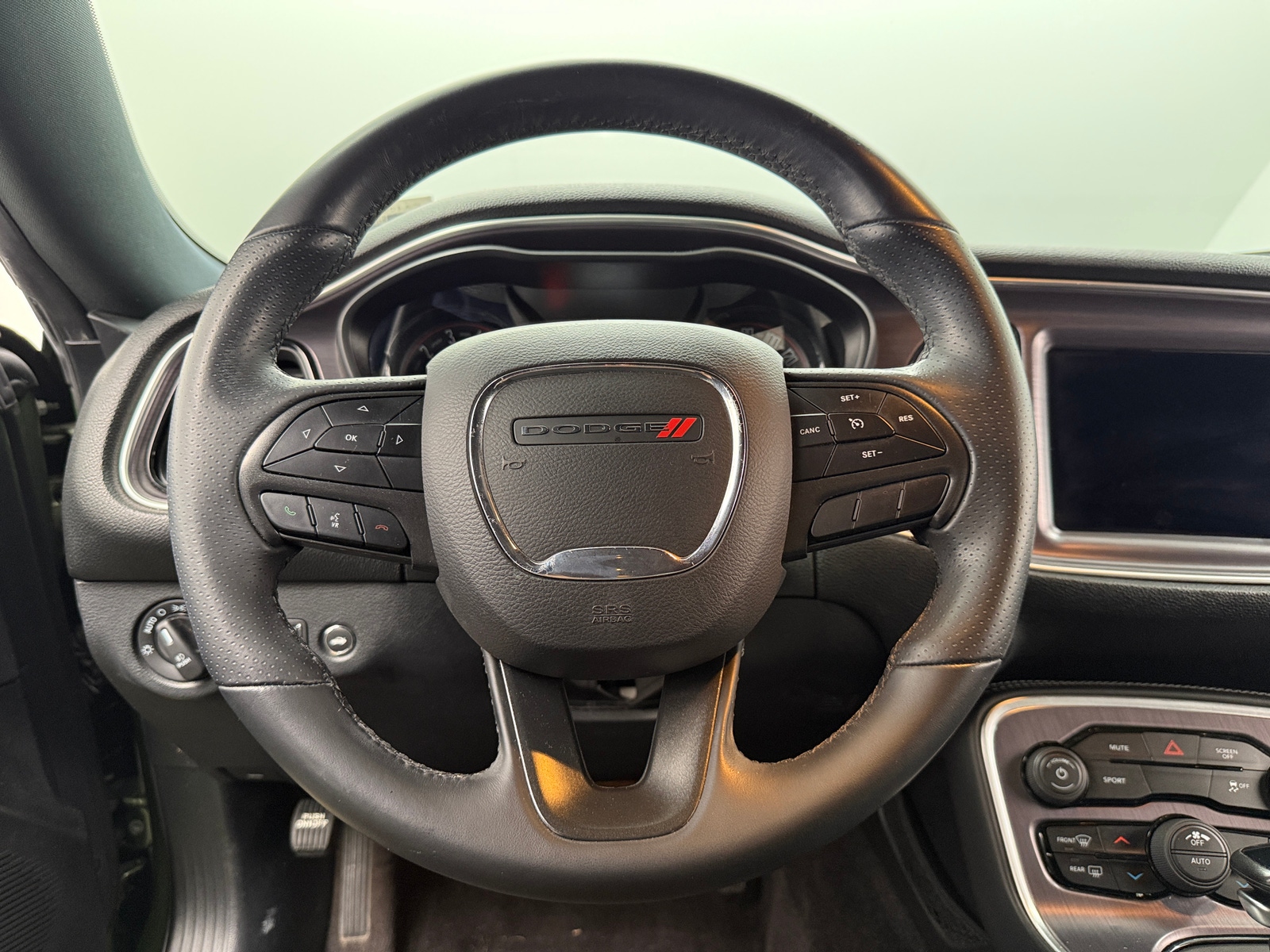 Thumbnail: 2018 Dodge Challenger - 4