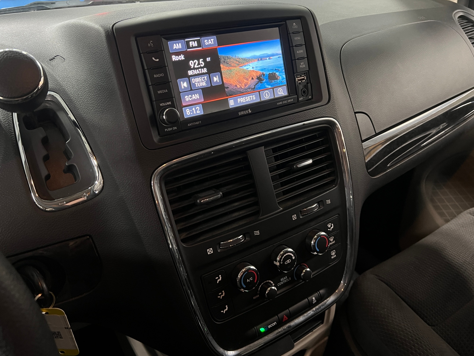 Thumbnail: 2018 Dodge Grand Caravan - 4