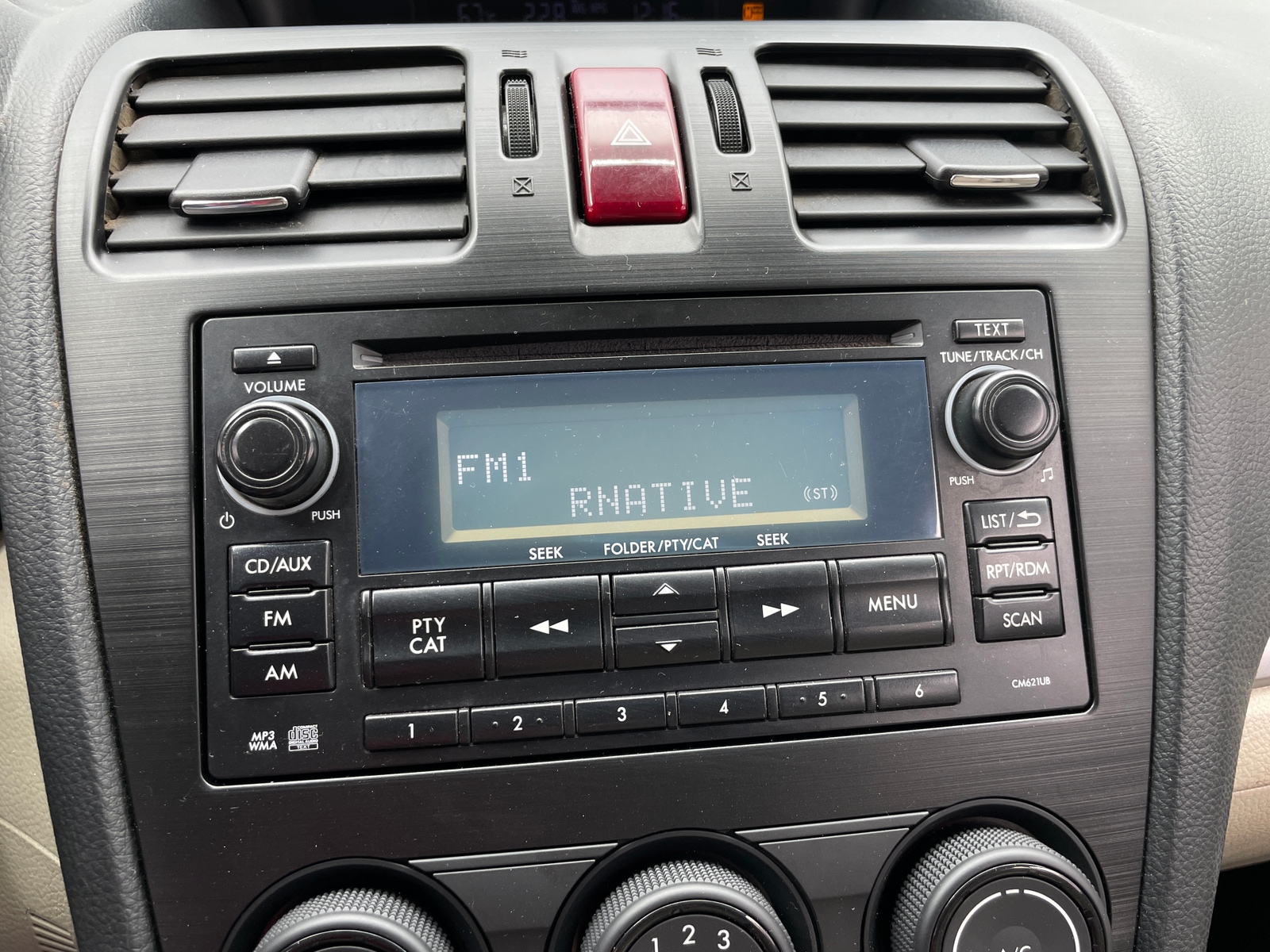 Thumbnail: 2014 Subaru XV Crosstrek - 4