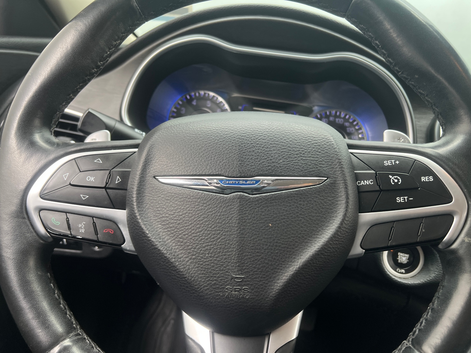 Thumbnail: 2016 Chrysler 200 - 4