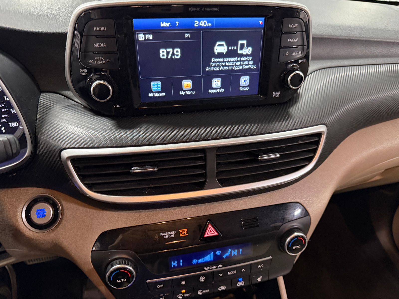 Thumbnail: 2019 Hyundai Tucson - 4