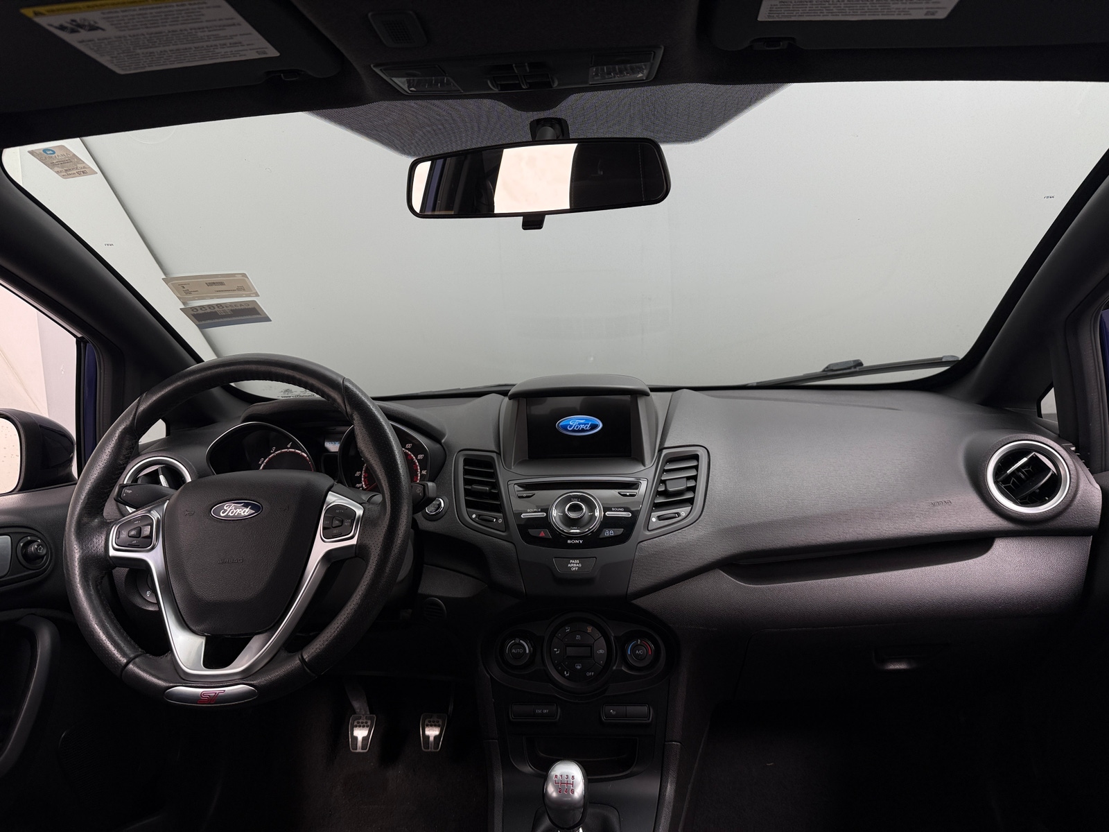 Thumbnail: 2016 Ford Fiesta - 3