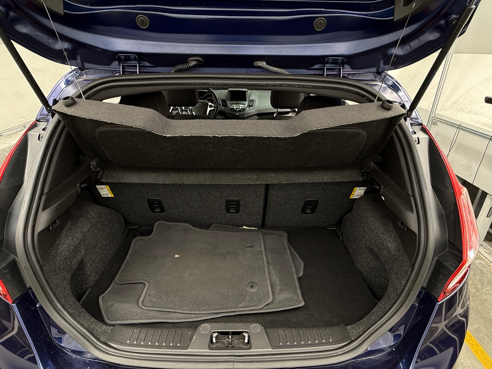 Thumbnail: 2016 Ford Fiesta - 7