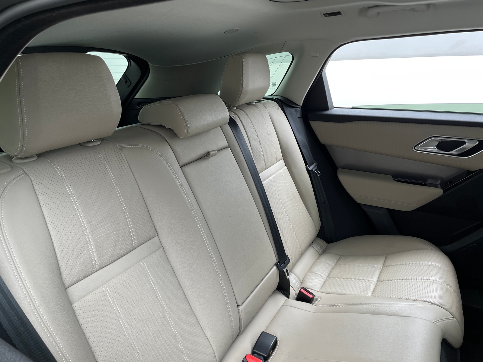 Thumbnail: 2023 Land Rover Range Rover Velar - 5