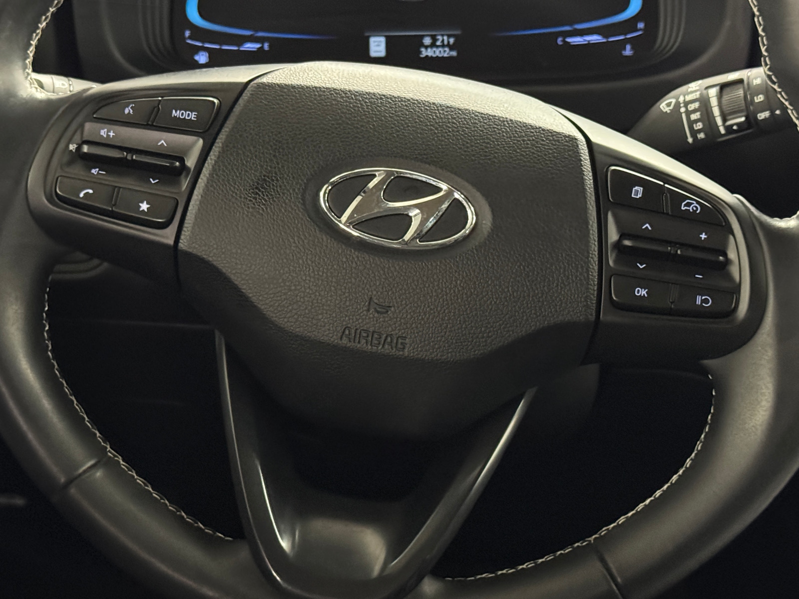 Thumbnail: 2023 Hyundai Venue - 4