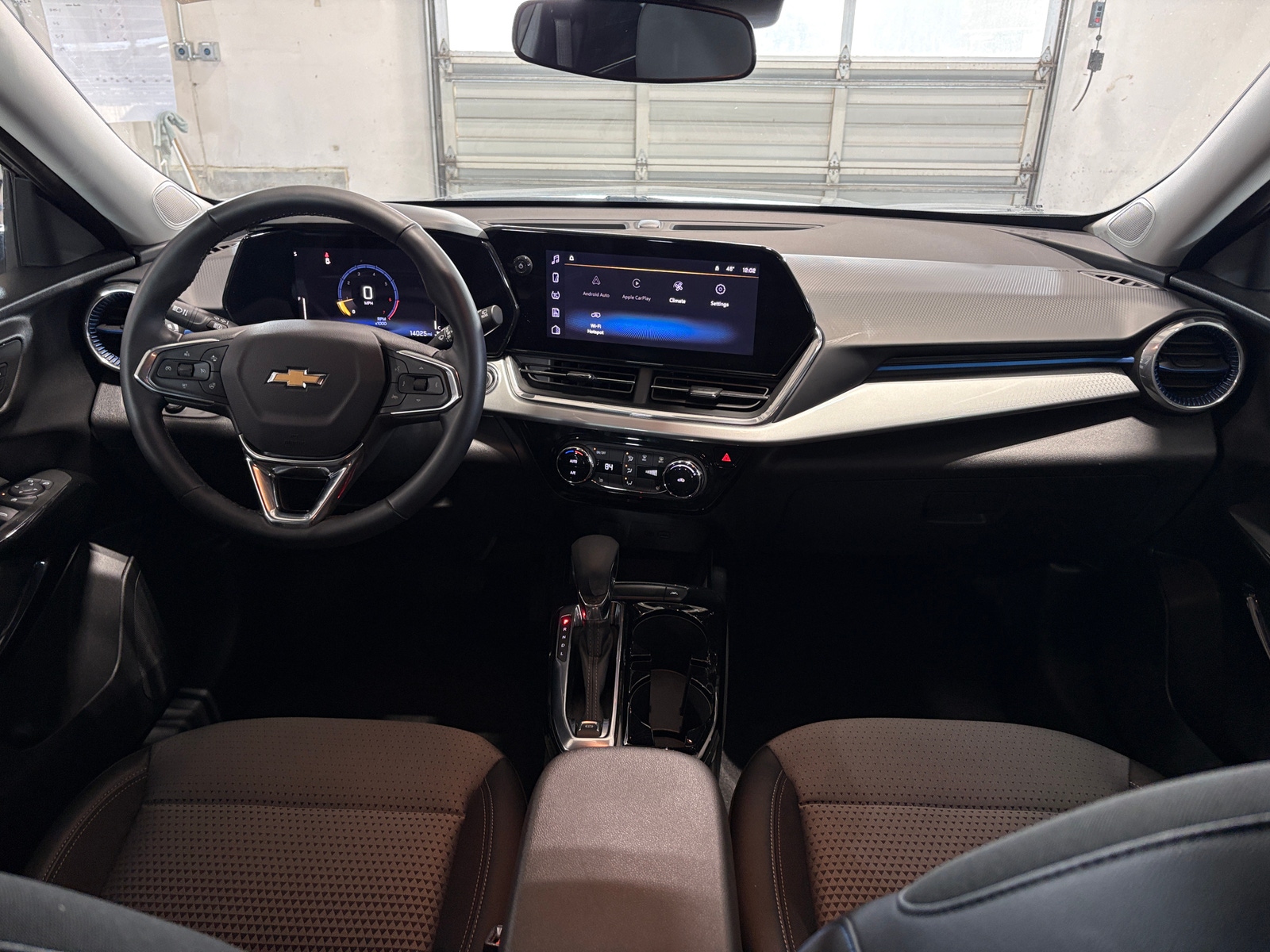 Thumbnail: 2025 Chevrolet Trax - 3