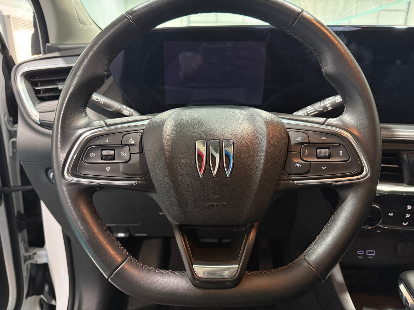 Thumbnail: 2024 Buick Encore GX - 4