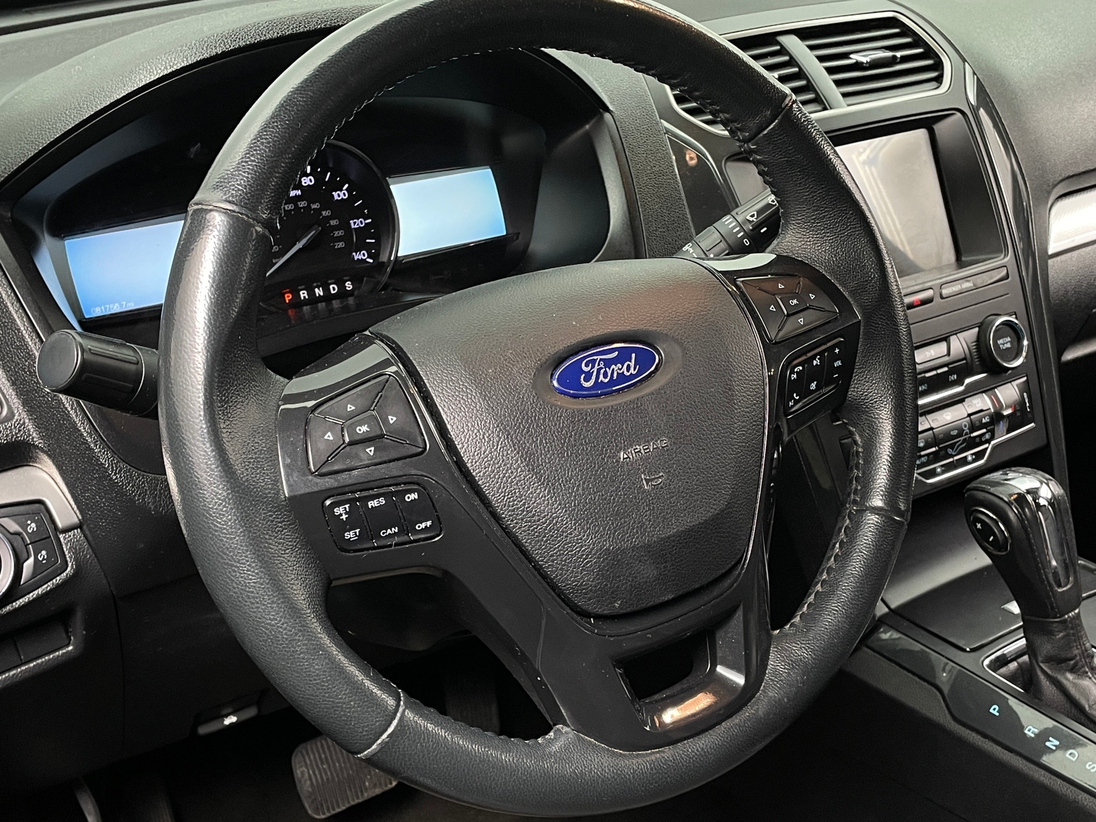 Thumbnail: 2018 Ford Explorer - 4