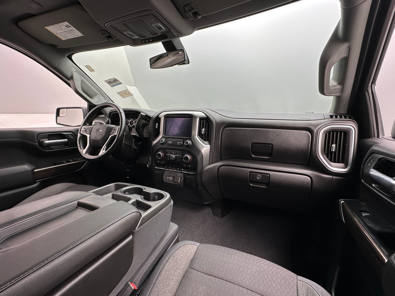 Thumbnail: 2019 Chevrolet Silverado 1500 - 3