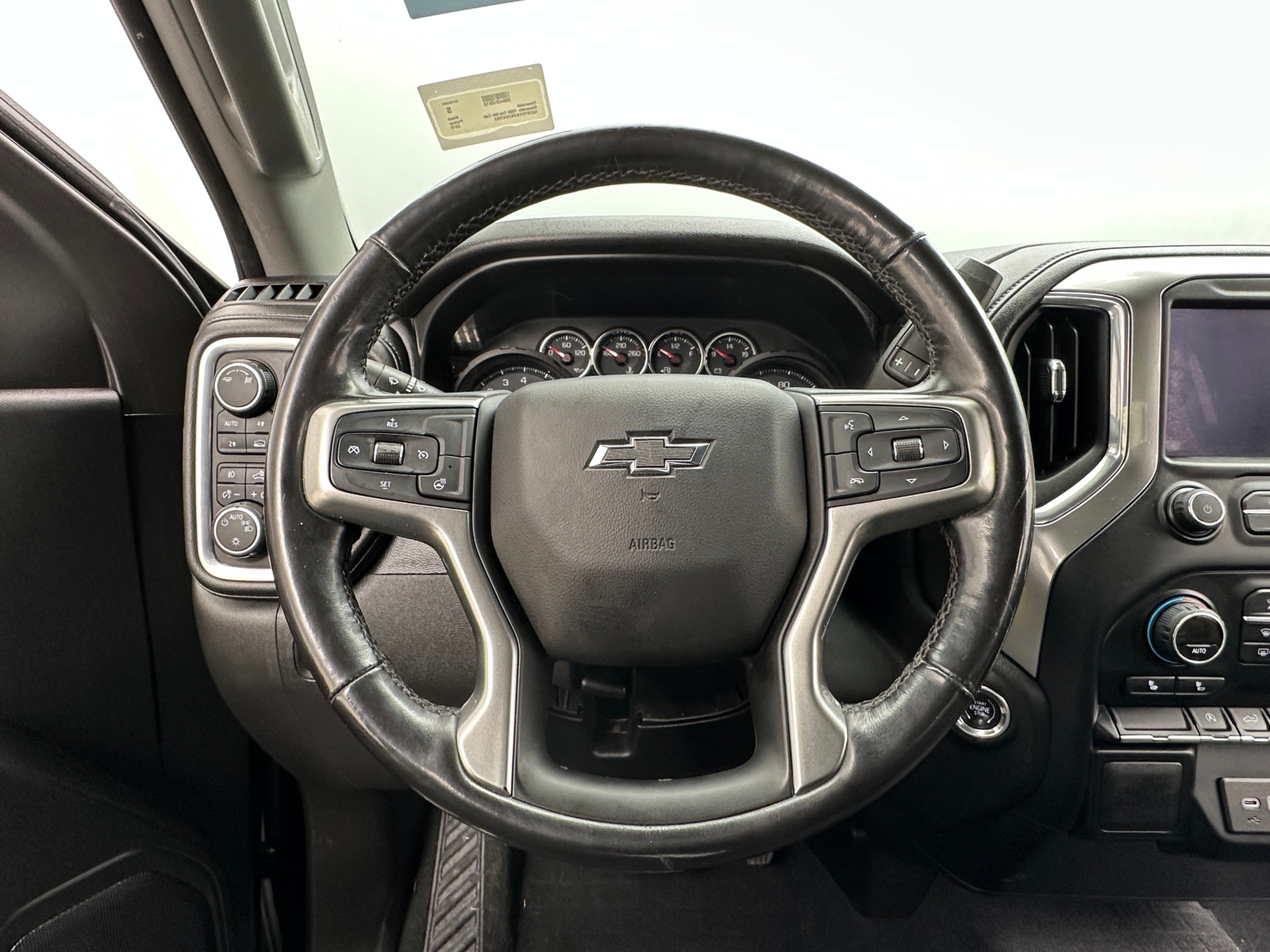 Thumbnail: 2019 Chevrolet Silverado 1500 - 5