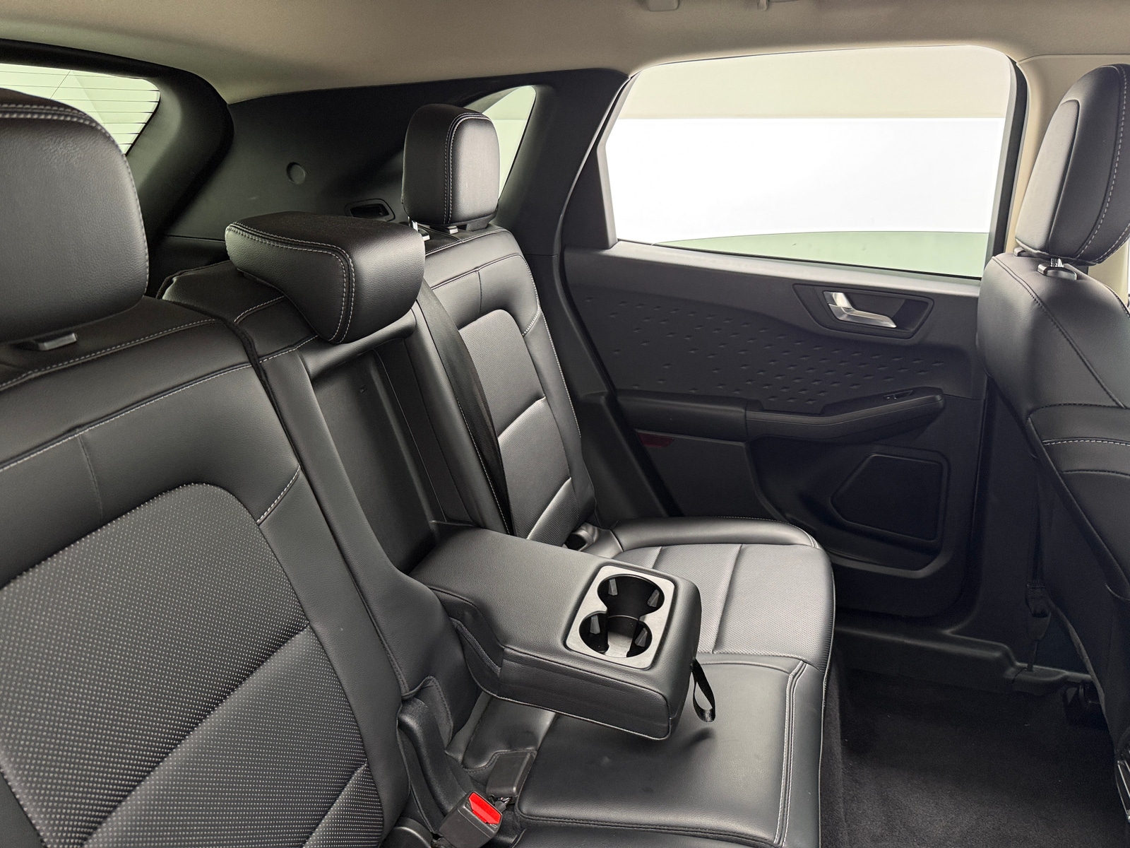 Thumbnail: 2020 Ford Escape - 5