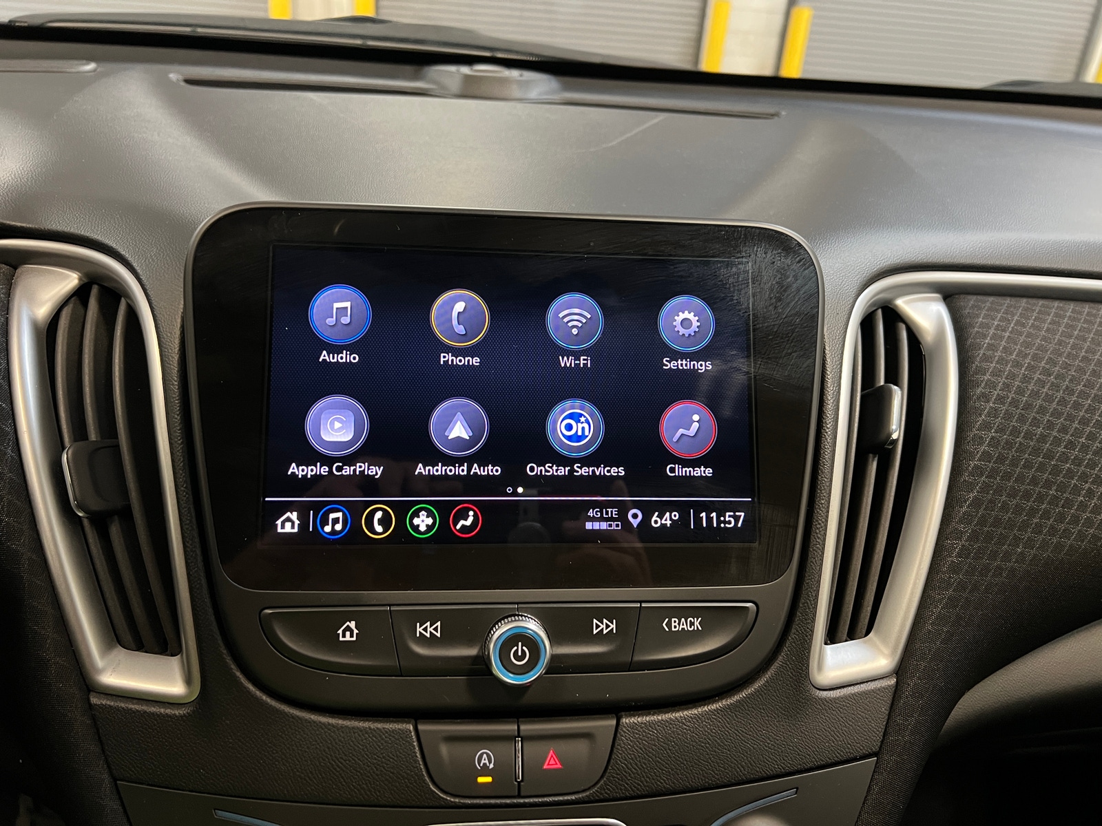 Thumbnail: 2024 Chevrolet Malibu - 4