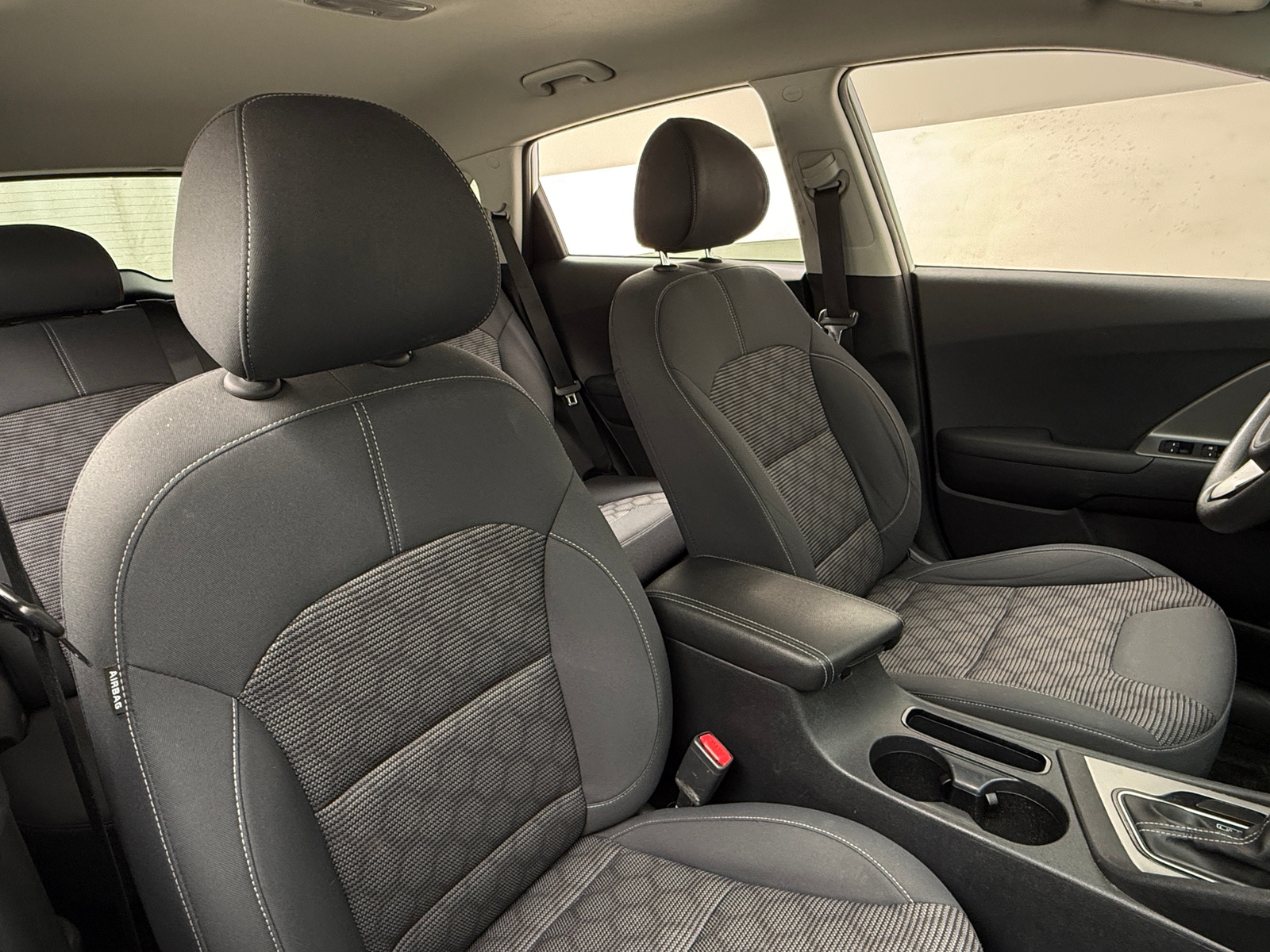 Thumbnail: 2018 Kia Niro - 2