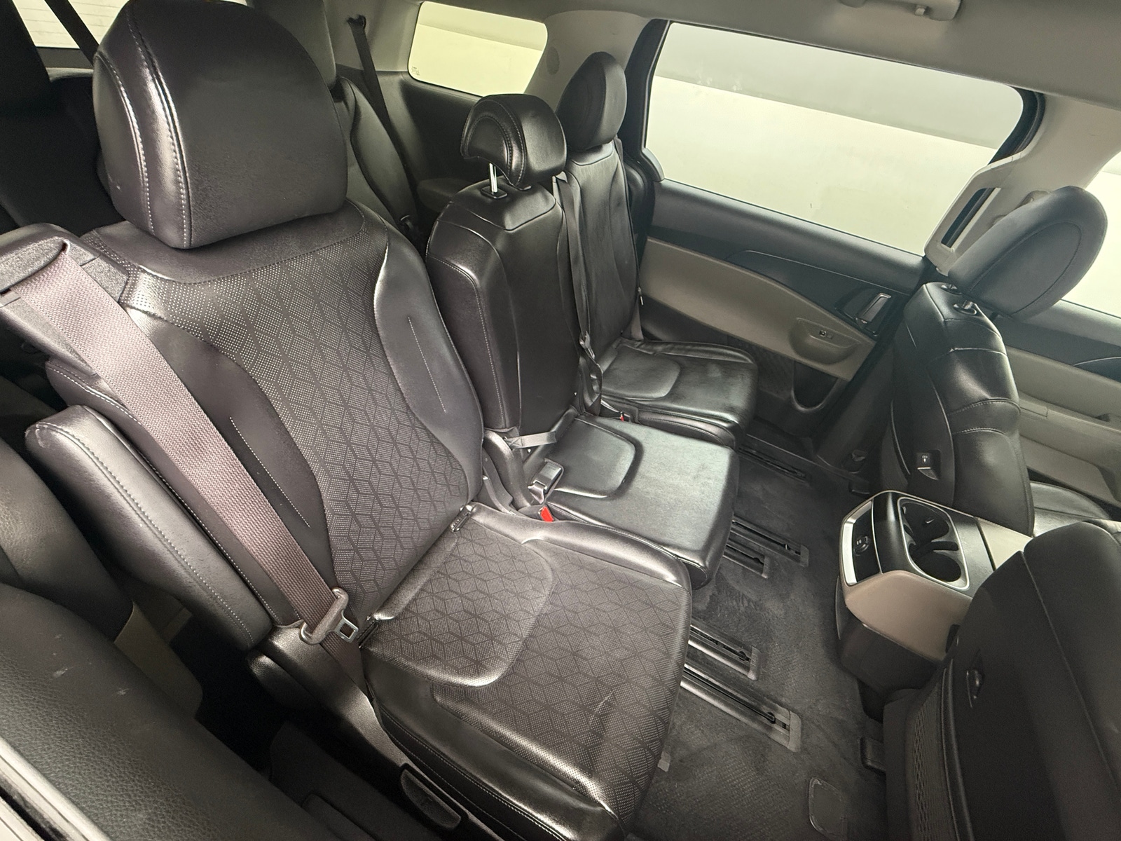 Thumbnail: 2025 Kia Carnival - 5