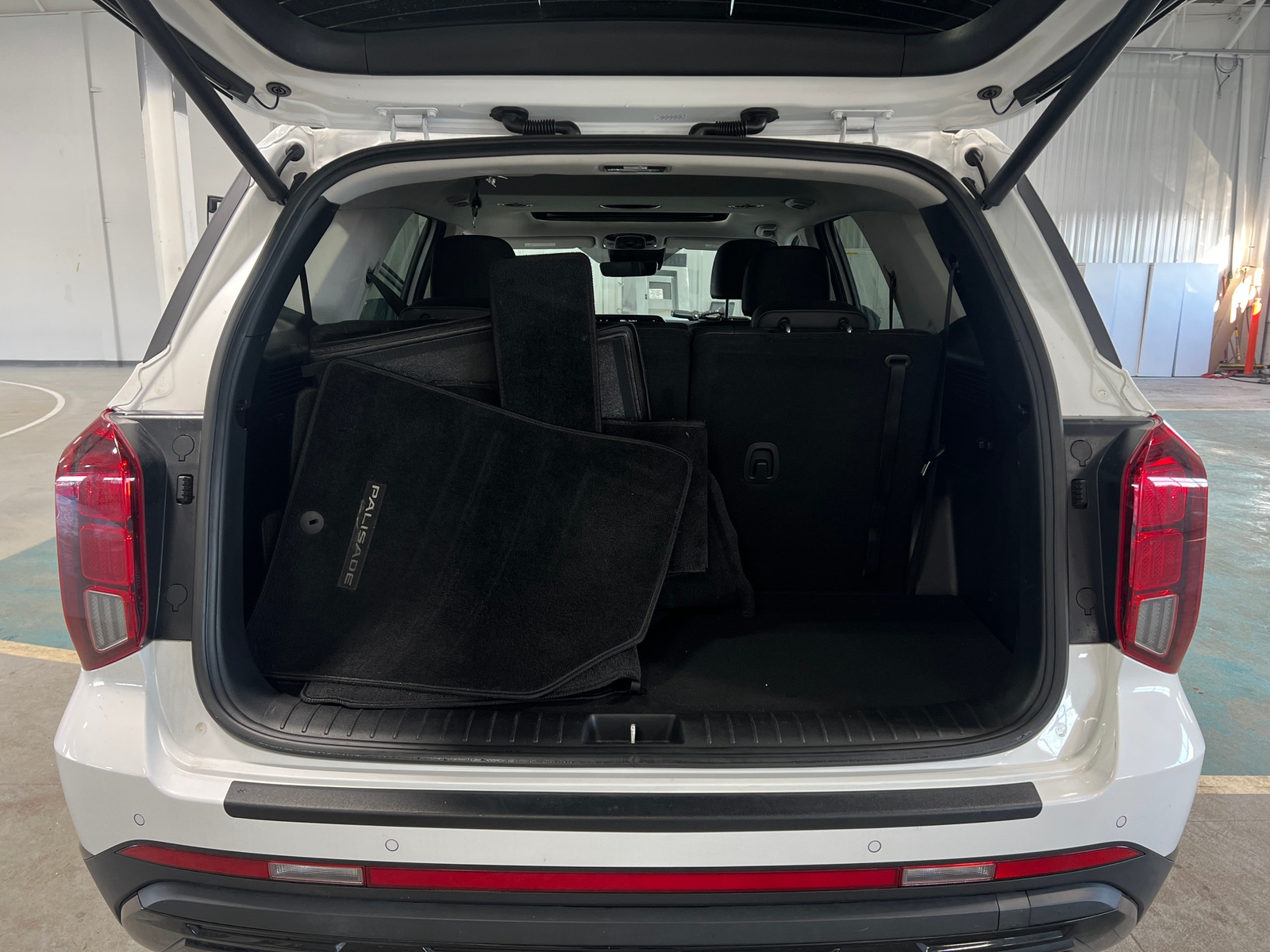 Thumbnail: 2023 Hyundai Palisade - 6