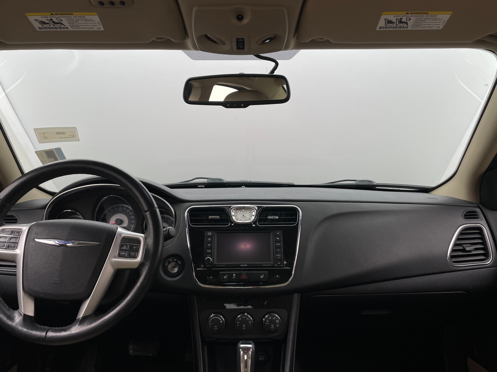 Thumbnail: 2013 Chrysler 200 - 2