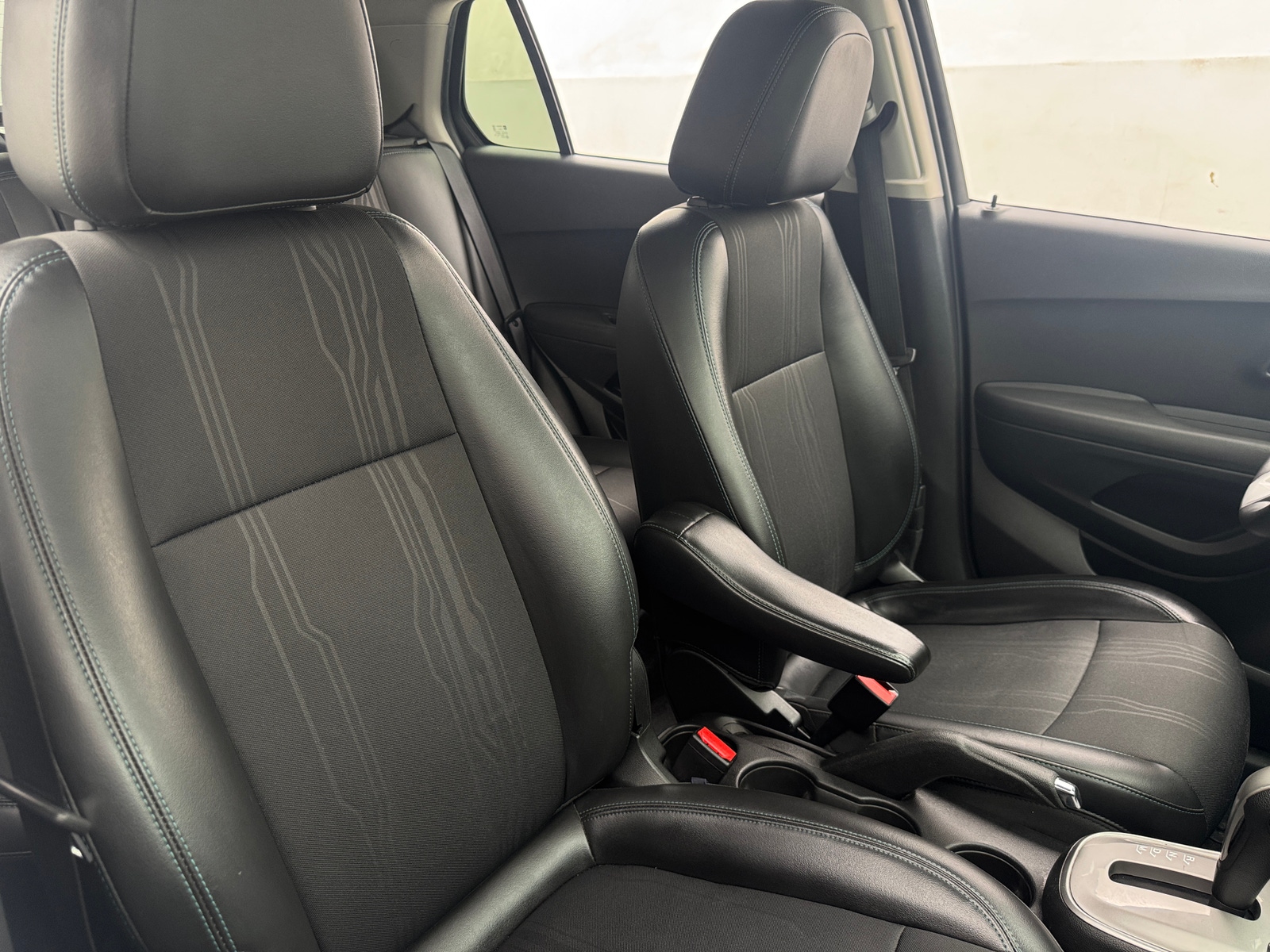 Thumbnail: 2016 Chevrolet Trax - 2