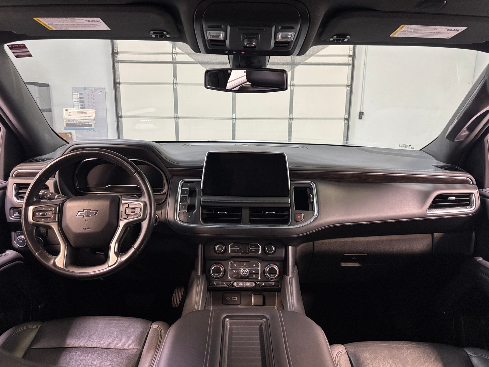 Thumbnail: 2022 Chevrolet Tahoe - 2