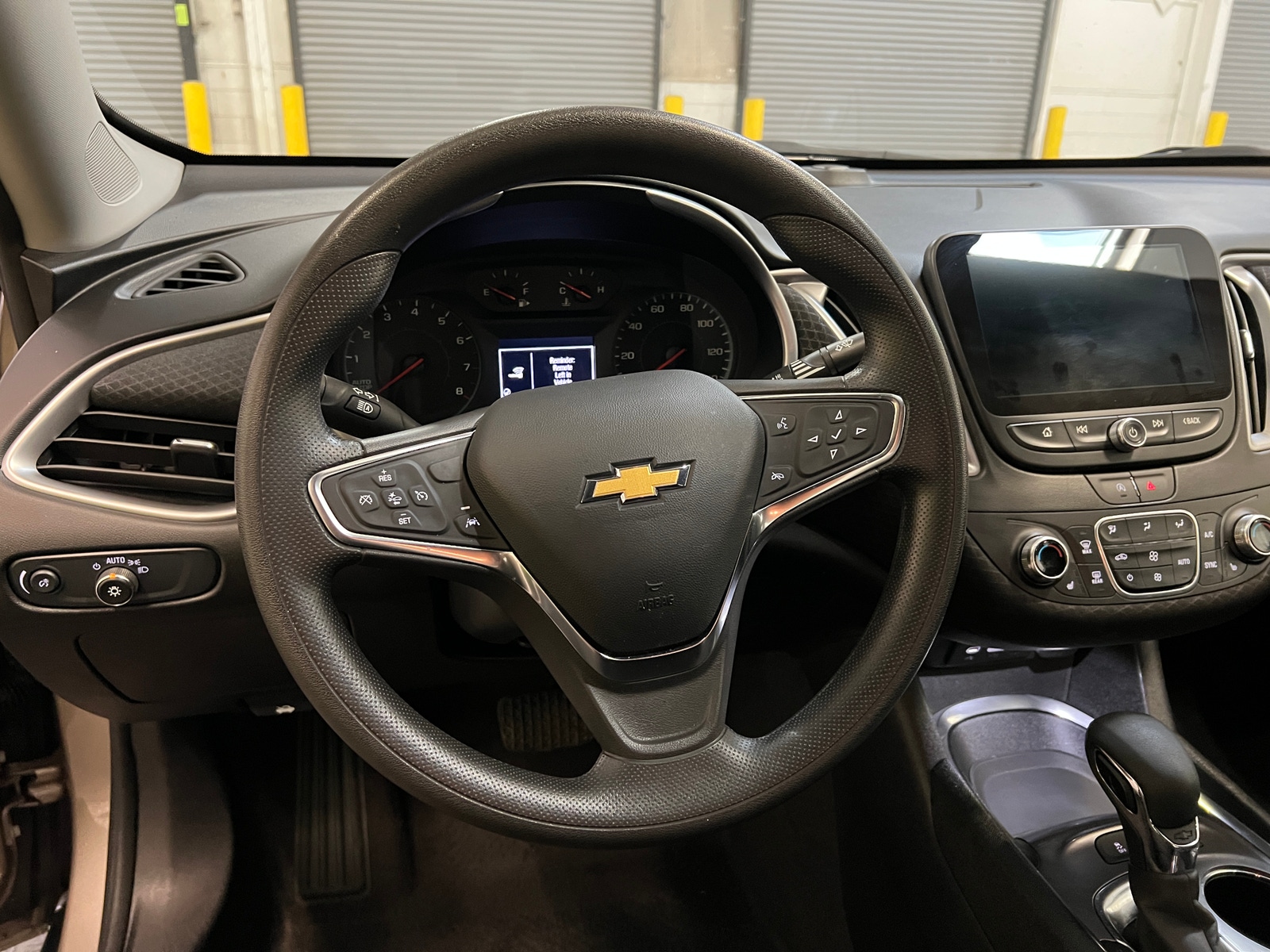 Thumbnail: 2024 Chevrolet Malibu - 5