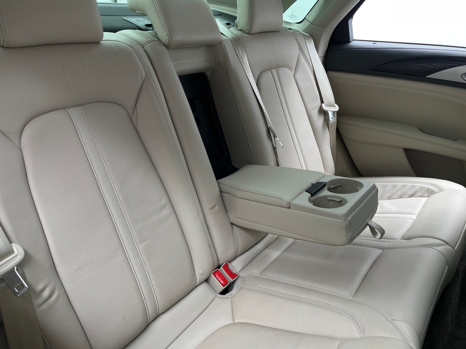 Thumbnail: 2018 Lincoln MKZ - 5