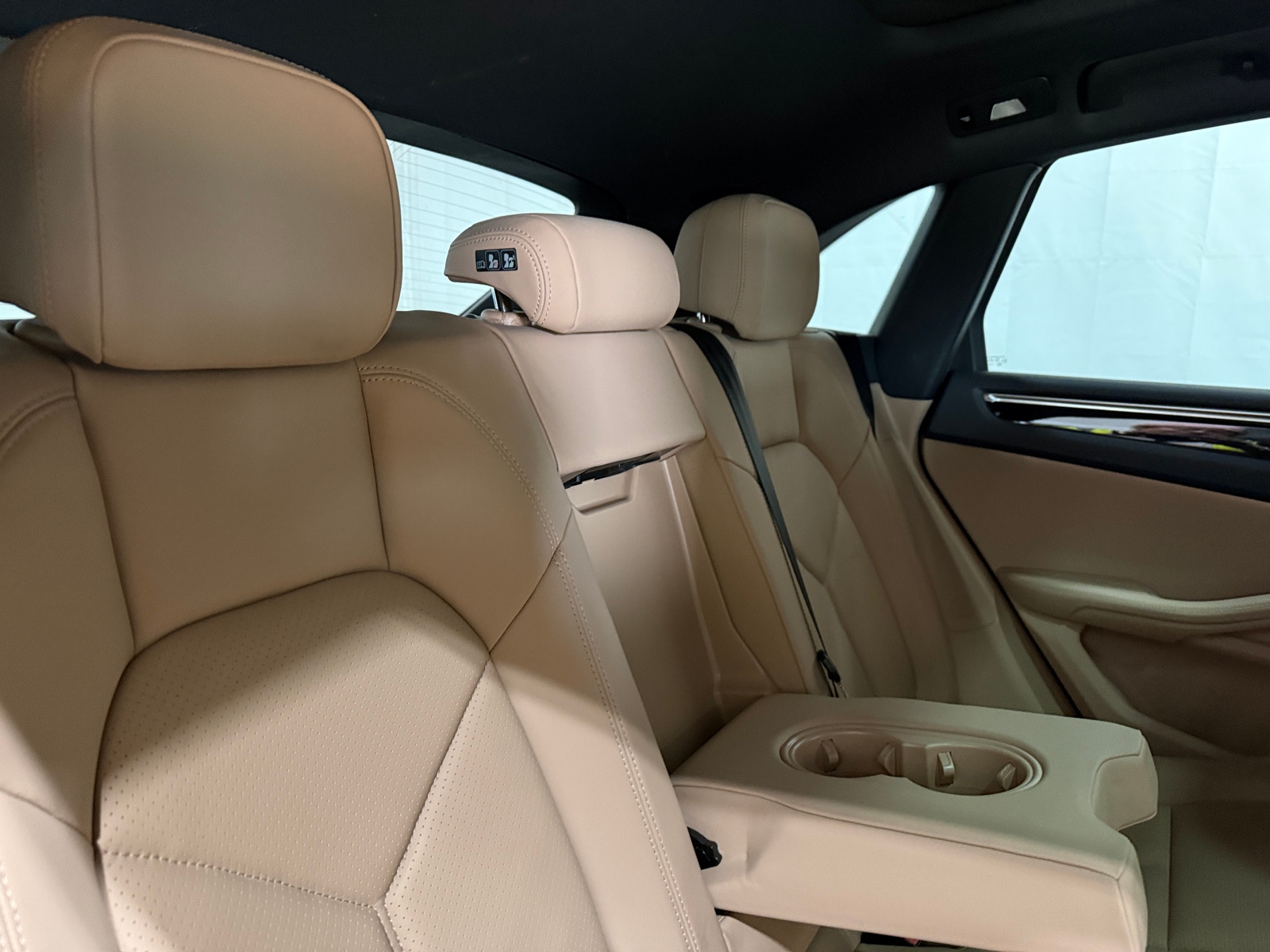 Thumbnail: 2019 Porsche Macan - 6