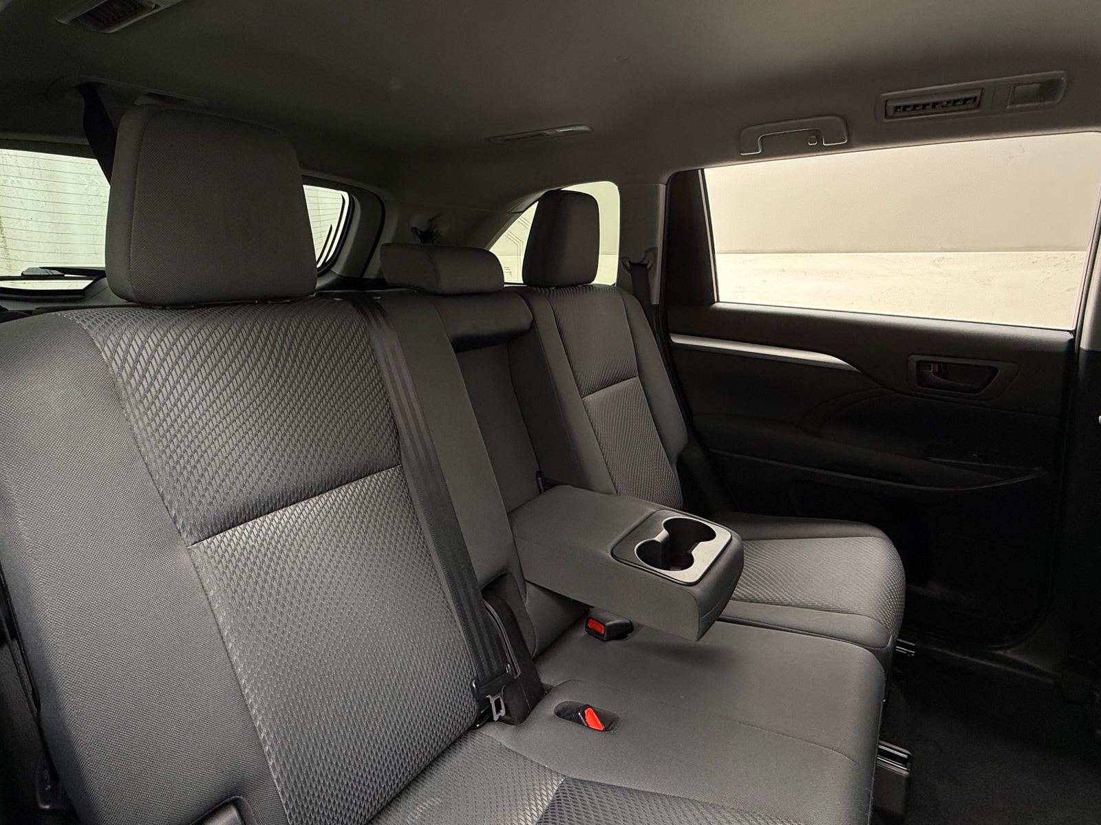 Thumbnail: 2019 Toyota Highlander - 6