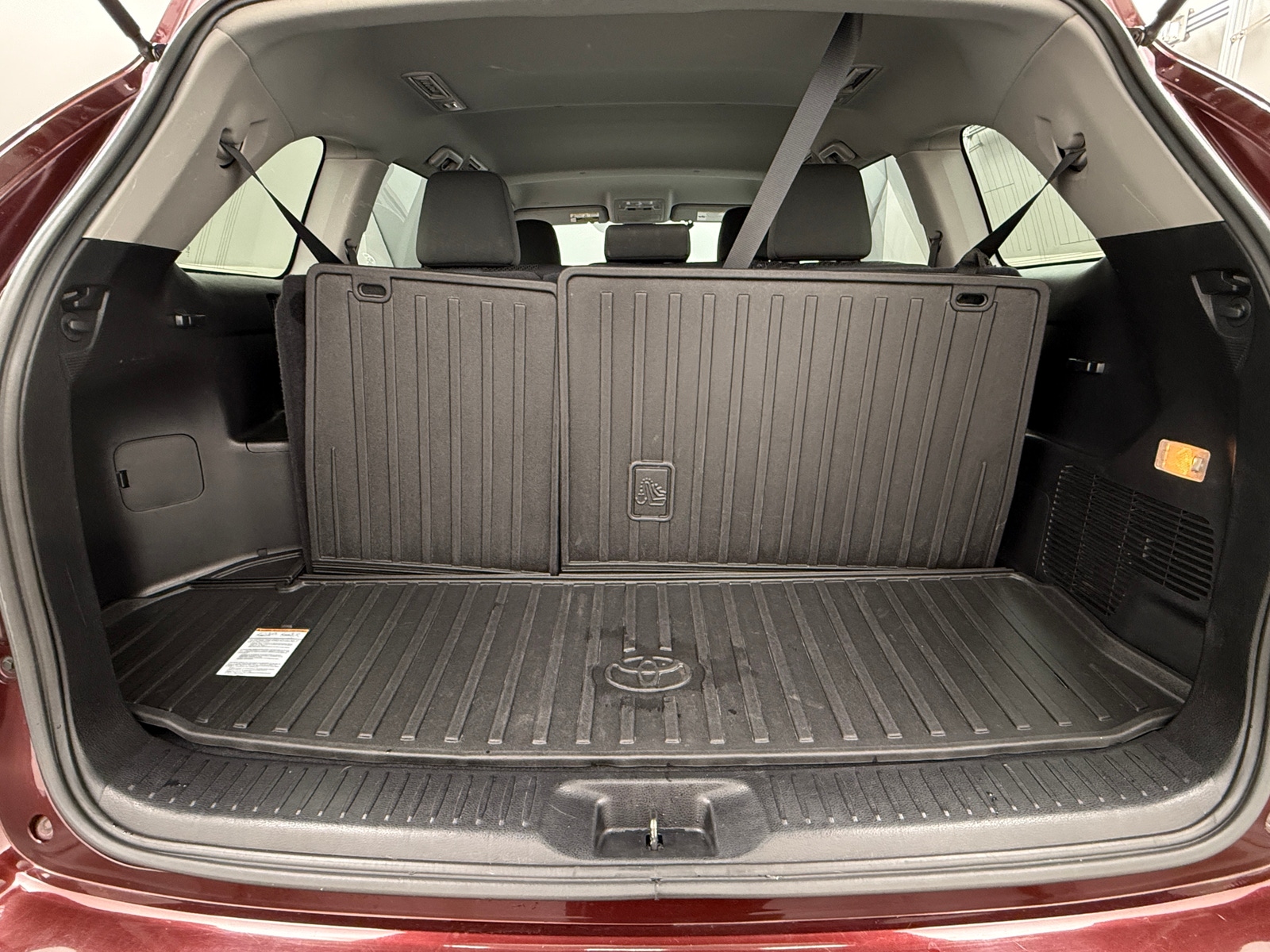 Thumbnail: 2019 Toyota Highlander - 7