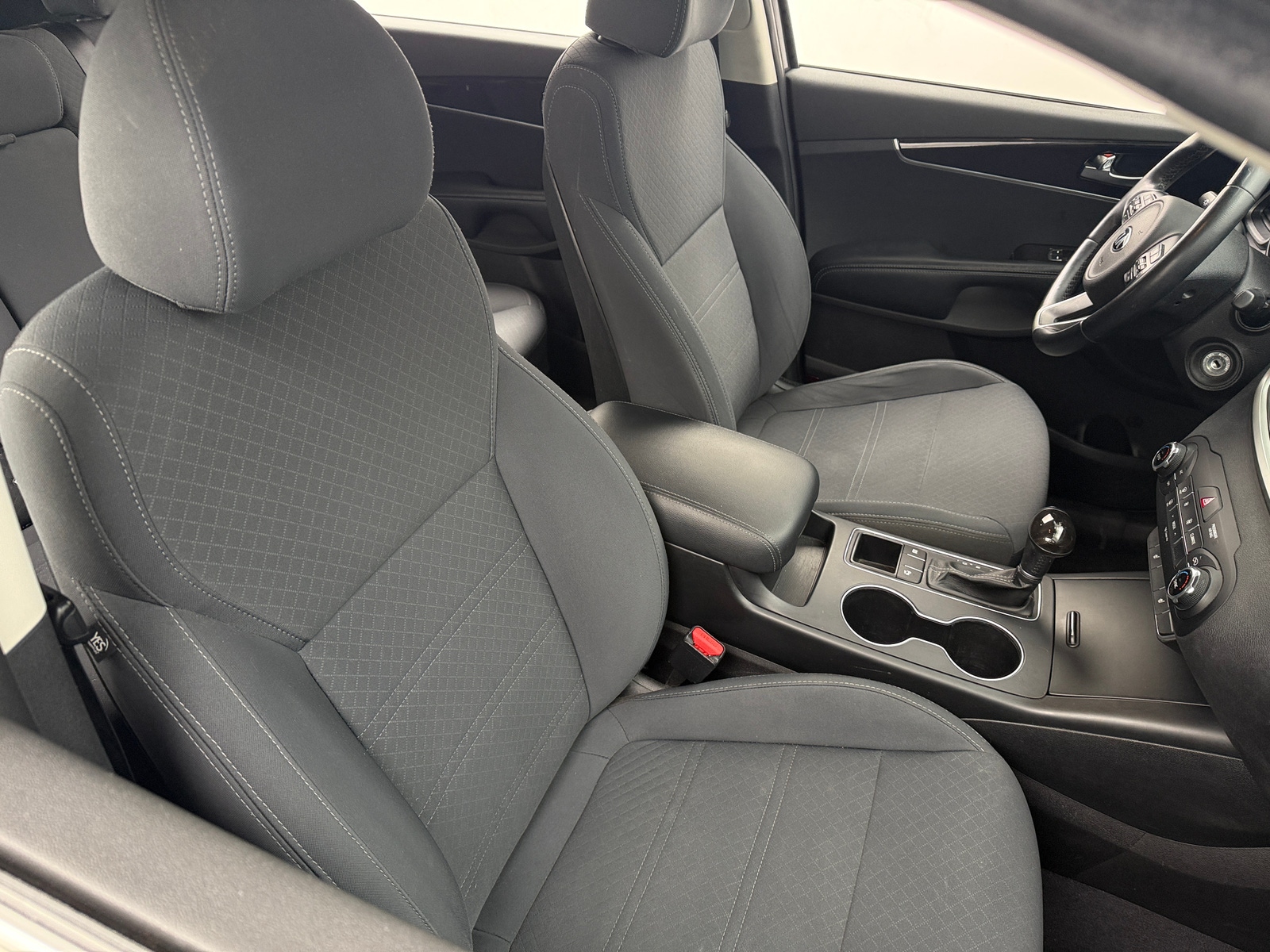 Thumbnail: 2018 Kia Sorento - 2