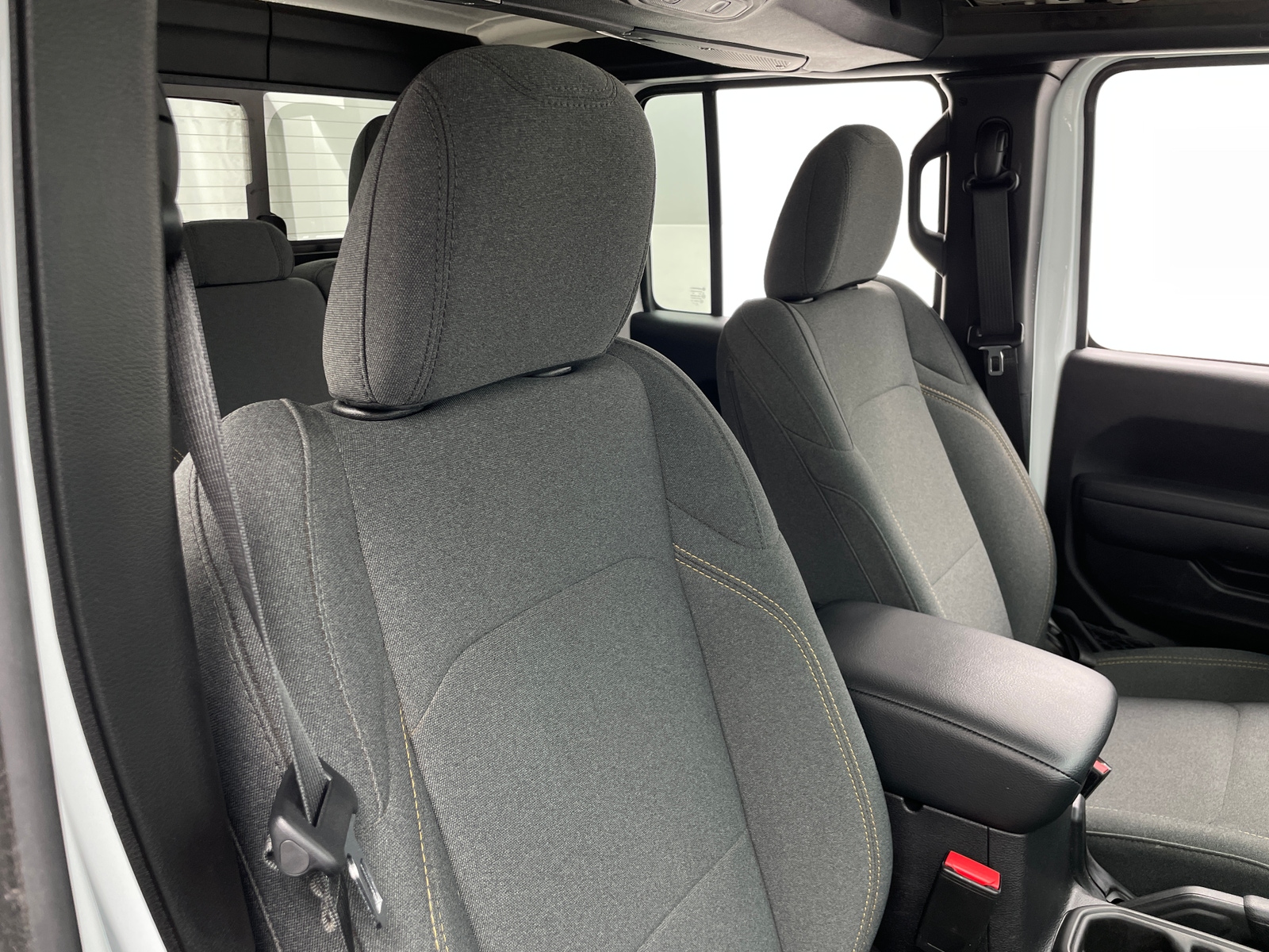 Thumbnail: 2025 Jeep Gladiator - 2