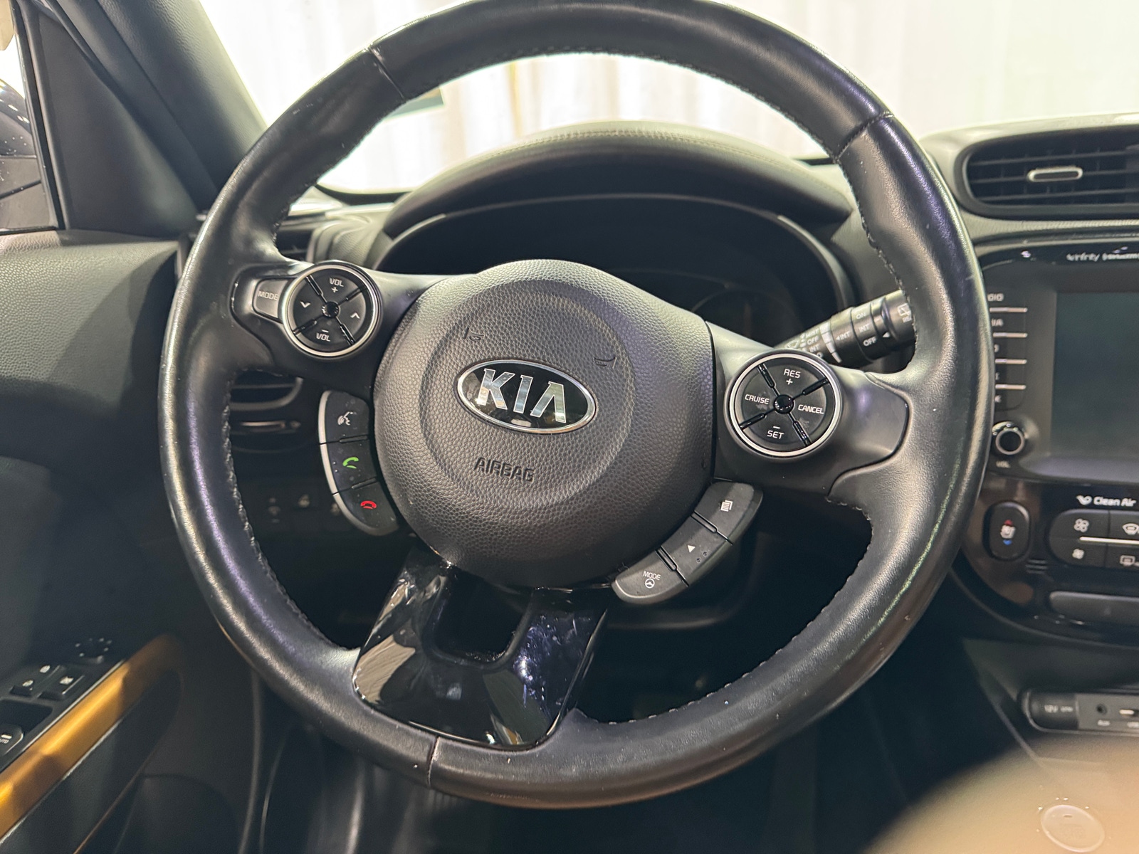 Thumbnail: 2015 Kia Soul - 4