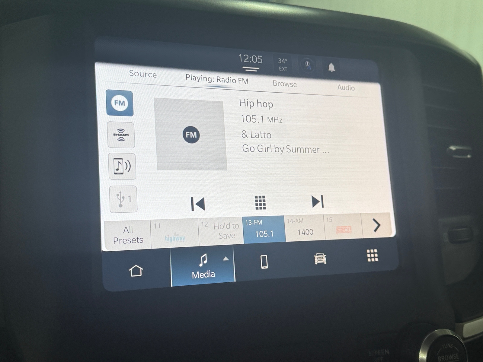 Thumbnail: 2023 RAM 1500 - 3