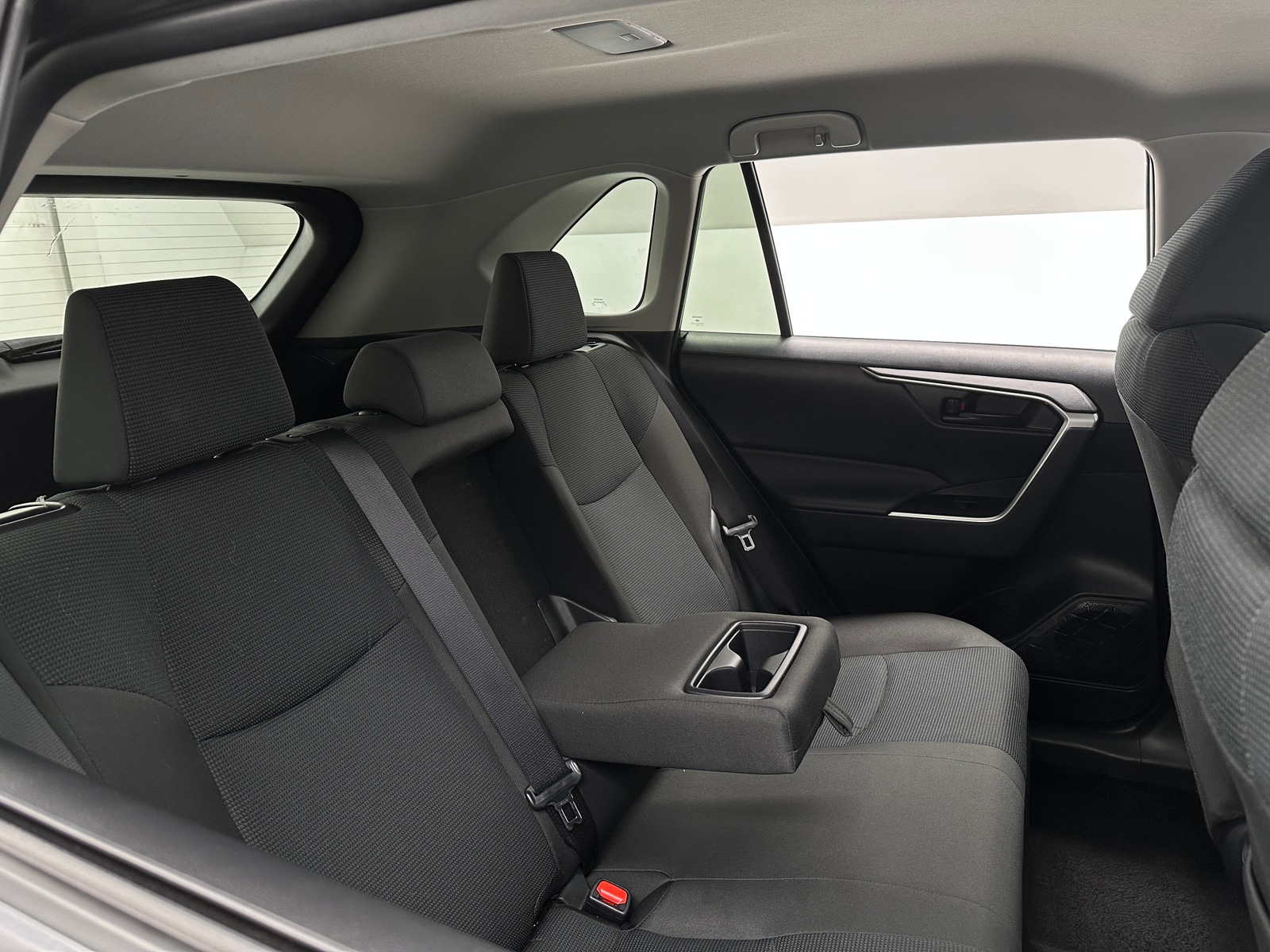 Thumbnail: 2025 Toyota RAV4 - 6