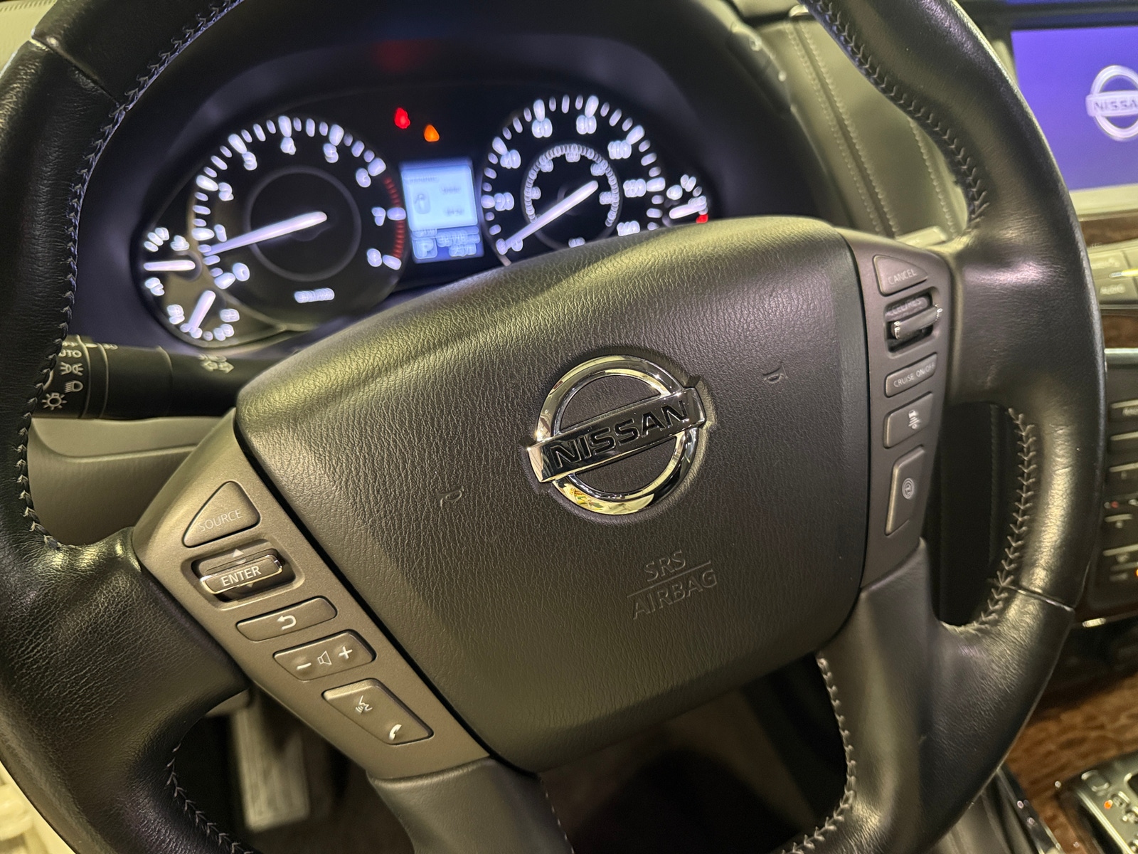 Thumbnail: 2020 Nissan Armada - 4